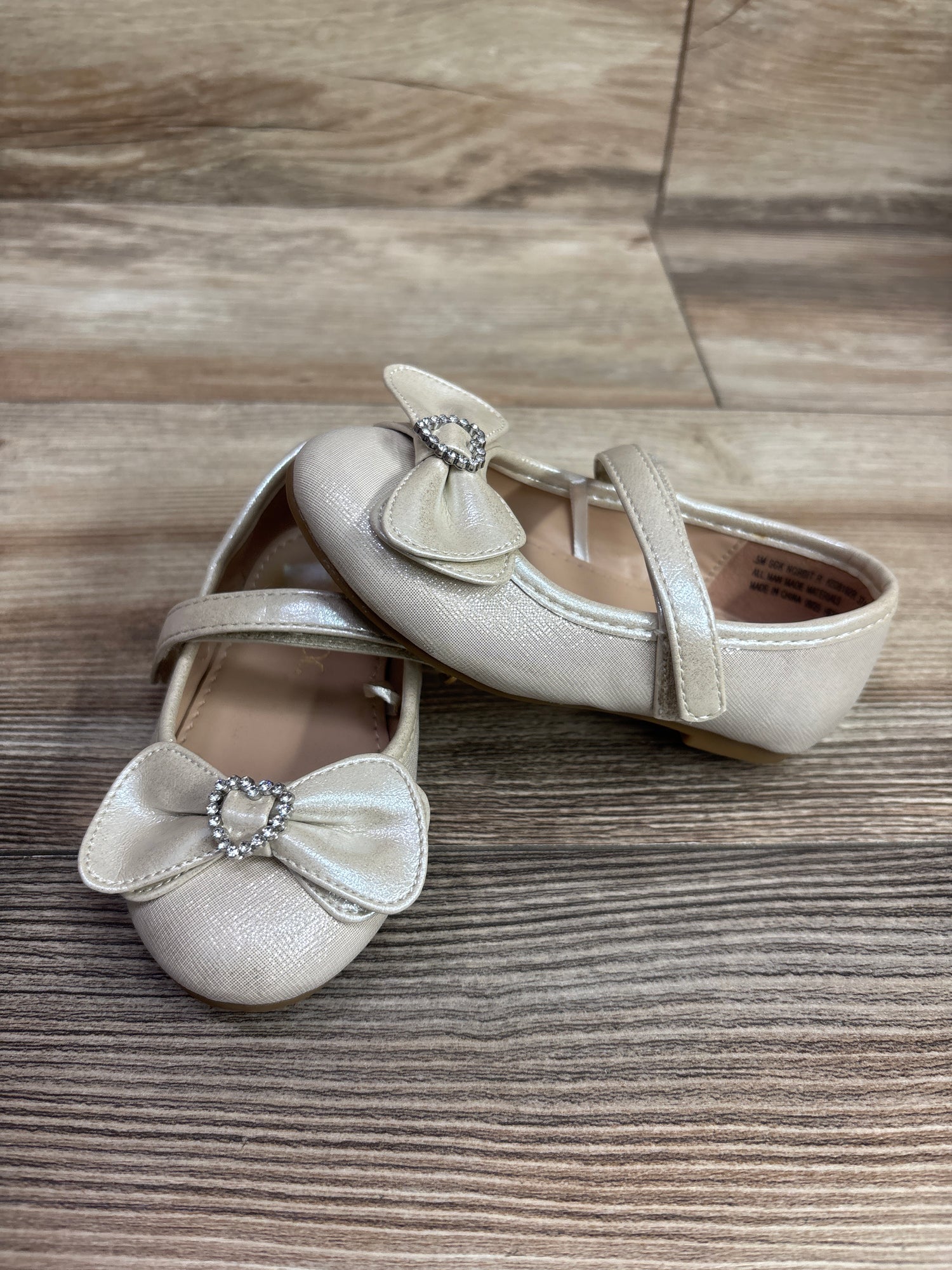 Sugar Bow Mary-Jane Flats Cream sz 5c