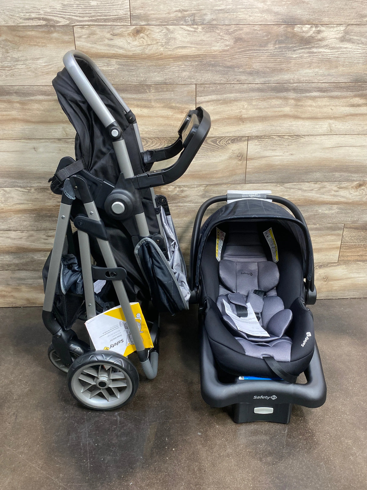 NEW Safety 1st Grow and Go Flex Deluxe Travel System in High Street