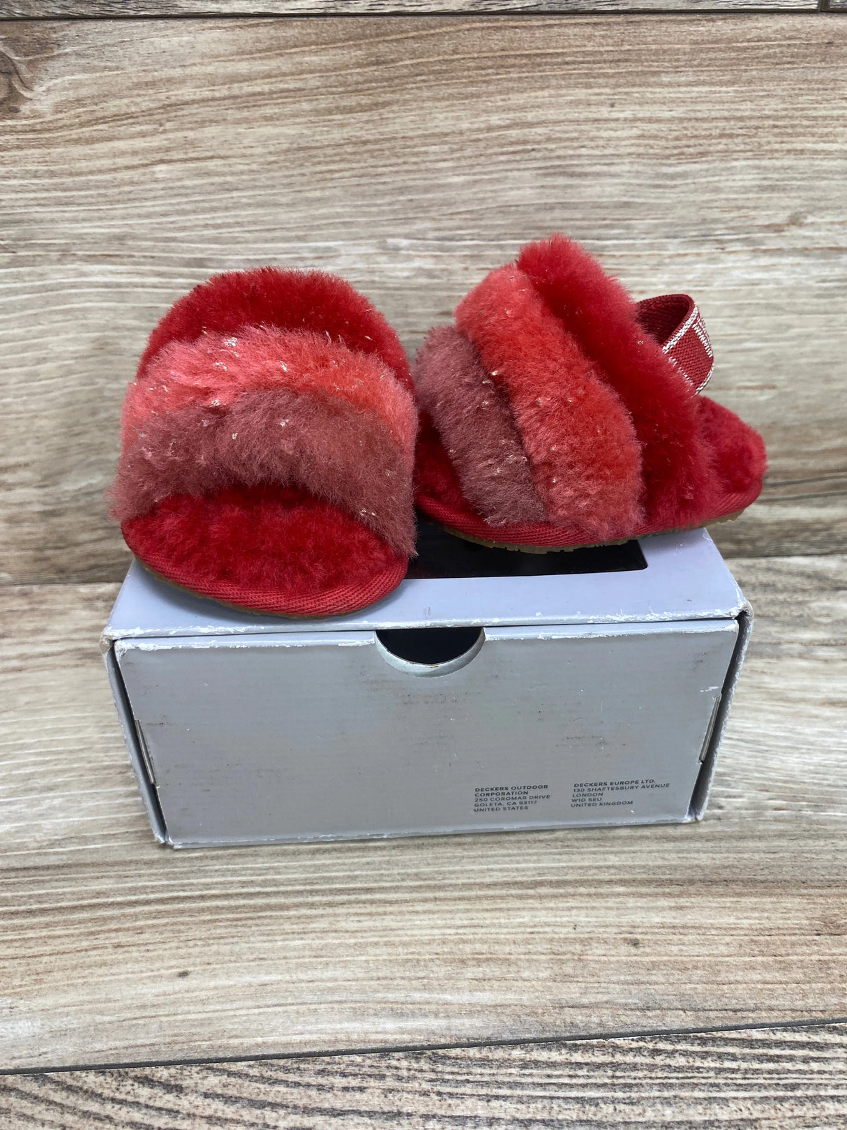 UGG Fluff Yeah Metallic Sparkle Red Sz 0c/1c