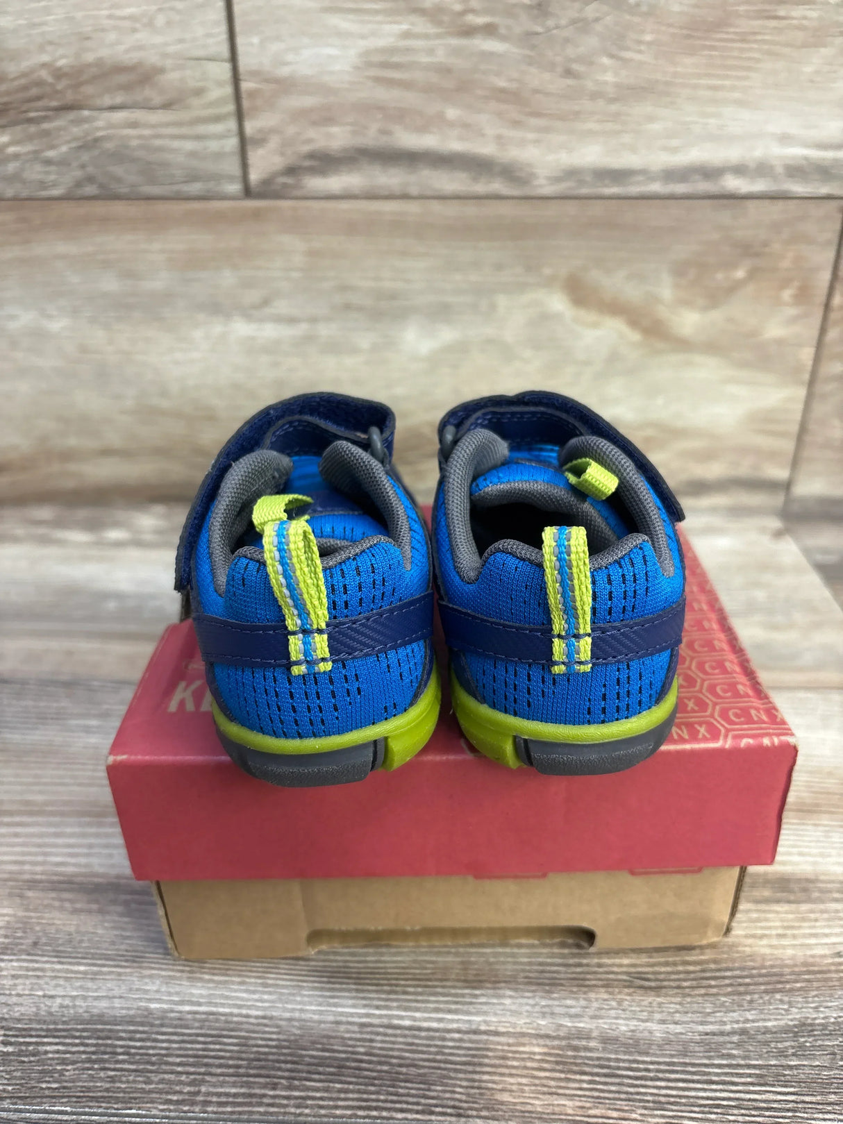 NEW KEEN Chandler CNX Comfortable Sneakers Blue sz 7c