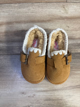 NEW Capelli Sherpa Buckle Slippers Brown sz 4/5c
