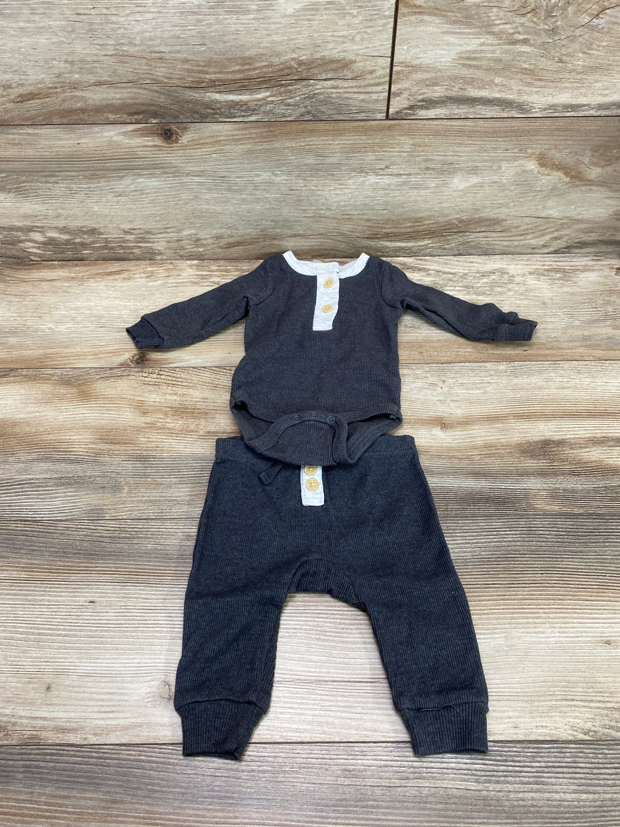 RZ By Rachel Zoe 2pc Ribbed Henley Bodysuit & Pants Grey sz 0-3m