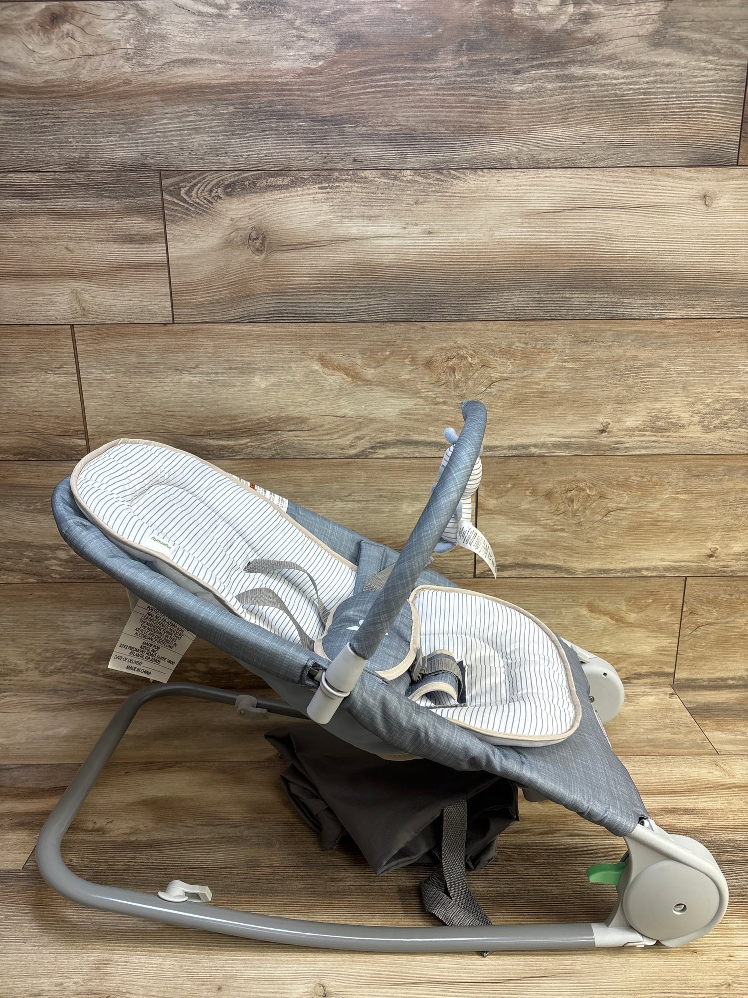 Ingenuity 2-in-1 Happy Belly Rock To Bounce Massage Baby Seat