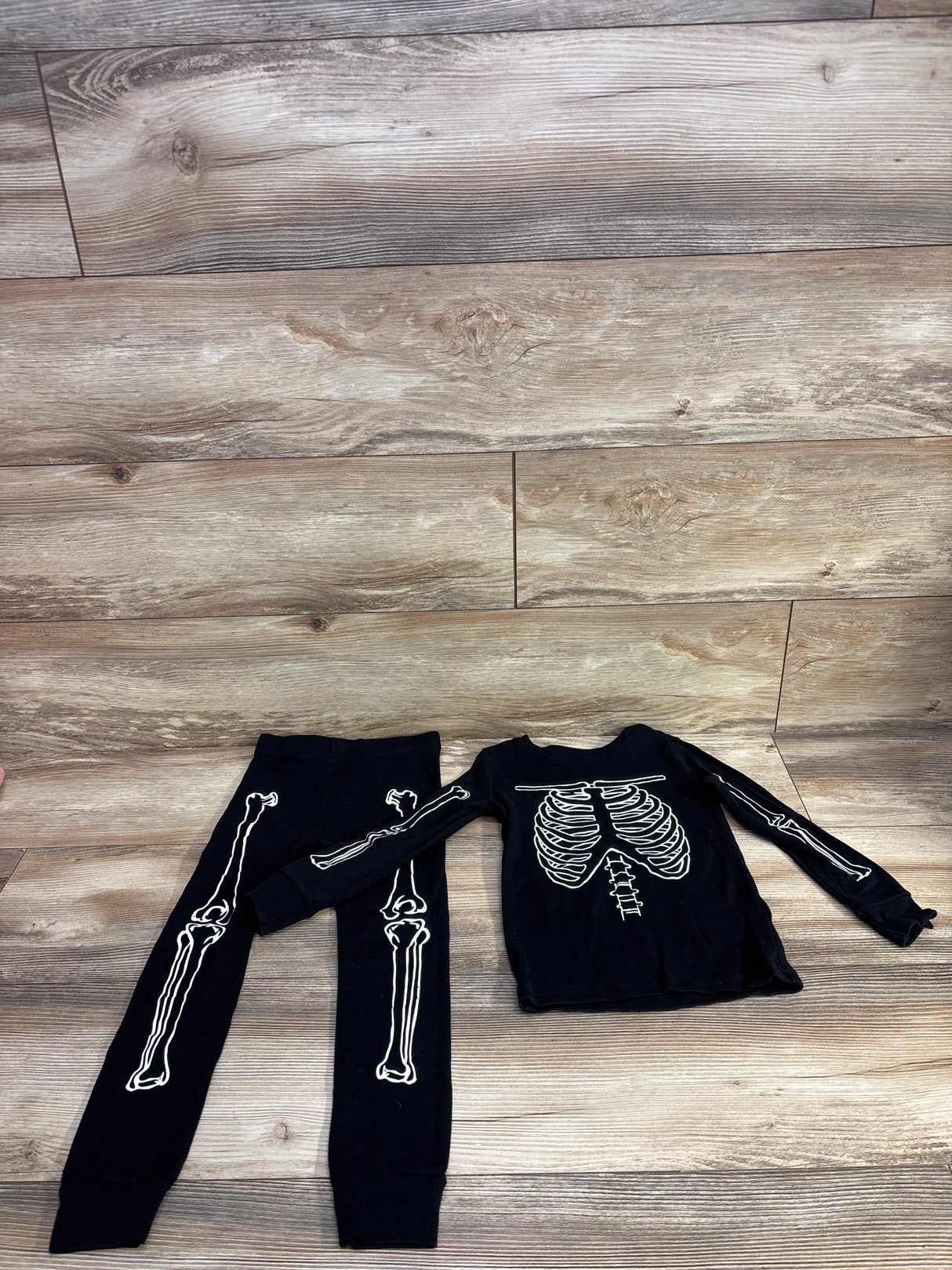 Old Navy 2pc Pajama Set Skeleton Print Black sz 5T