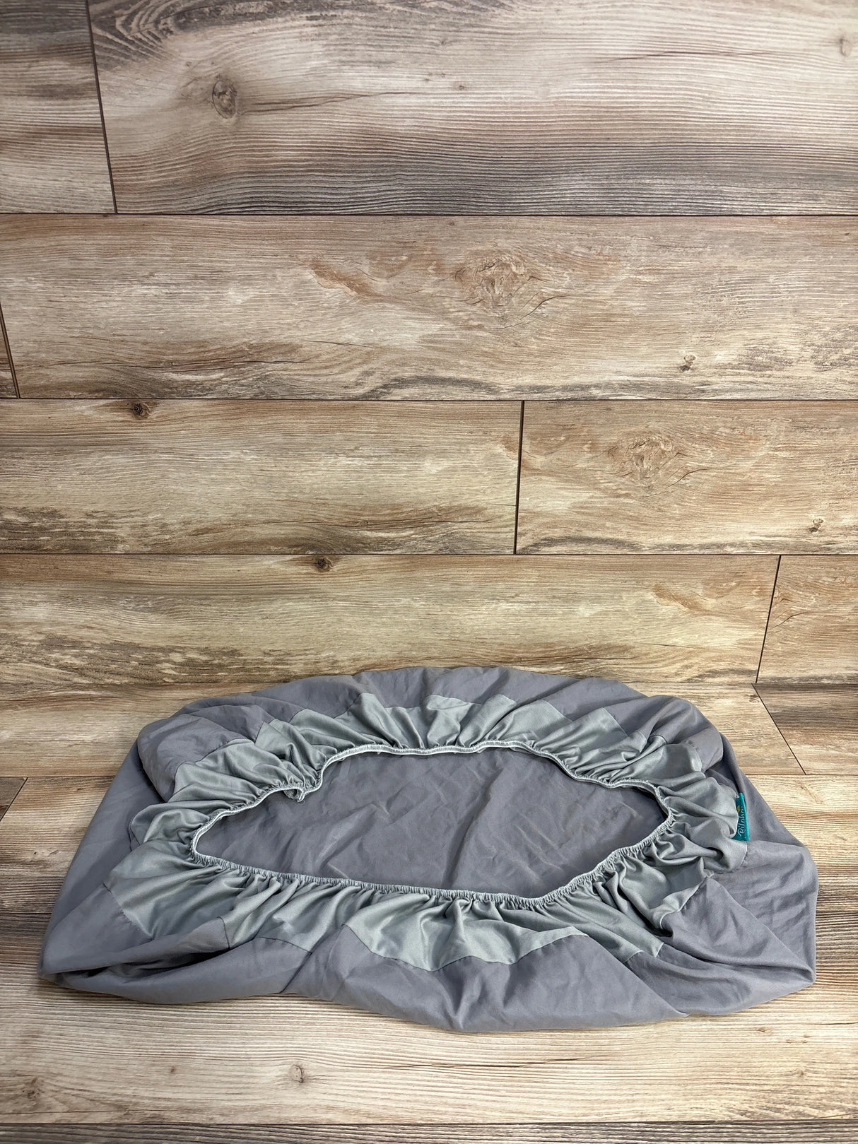Biloban Fitted Bassinet Sheet, Grey