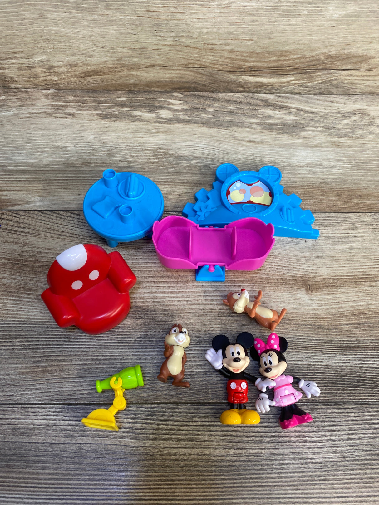 Disney Junior Mickey Mouse Clubhouse Adventures Playset