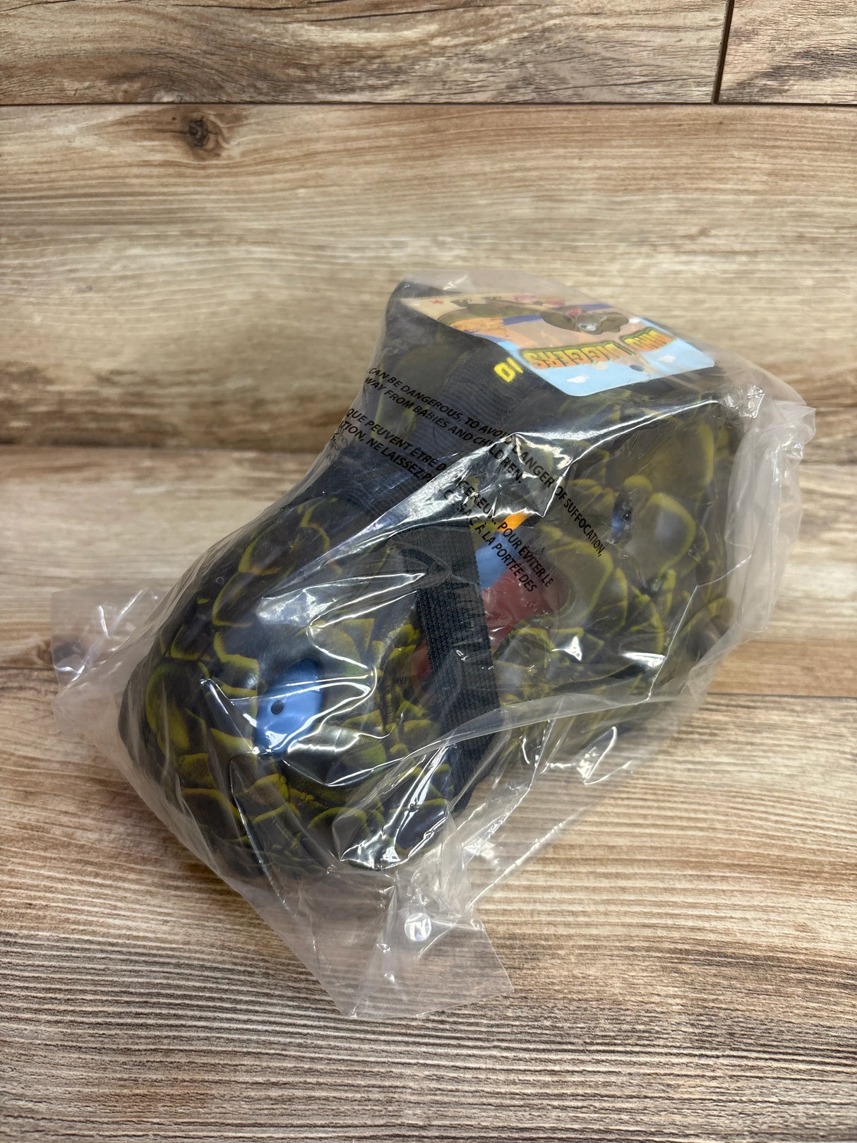 NEW Dino Diggers Dino Skull & 6 Sand Toys