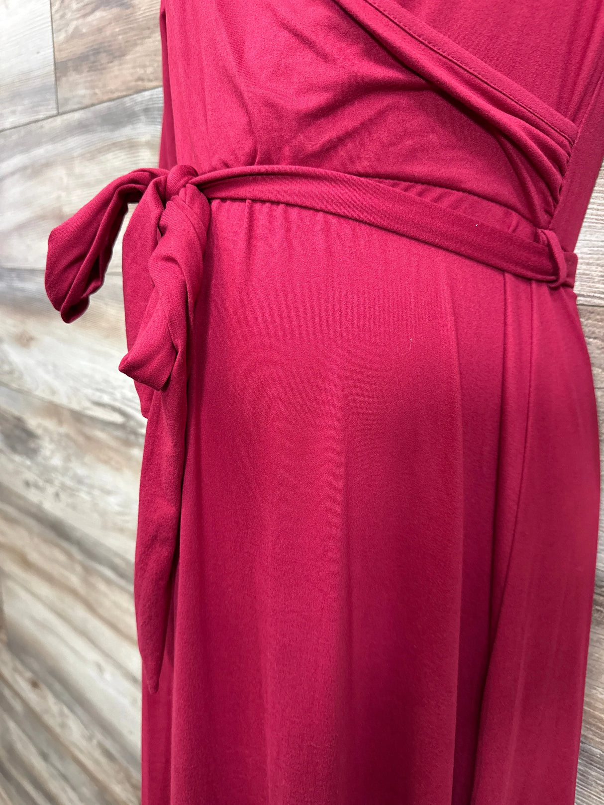 Motherhood Bee Cross Over Maxi Dress Burgundy sz Large