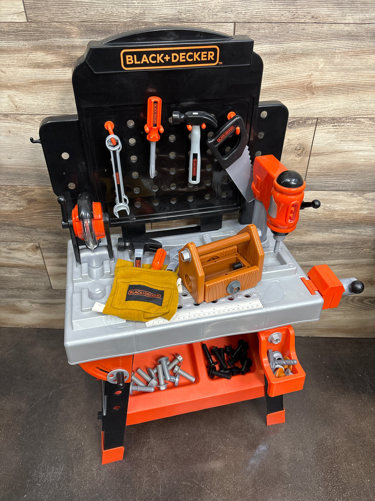 Black+Decker Kids Workbench