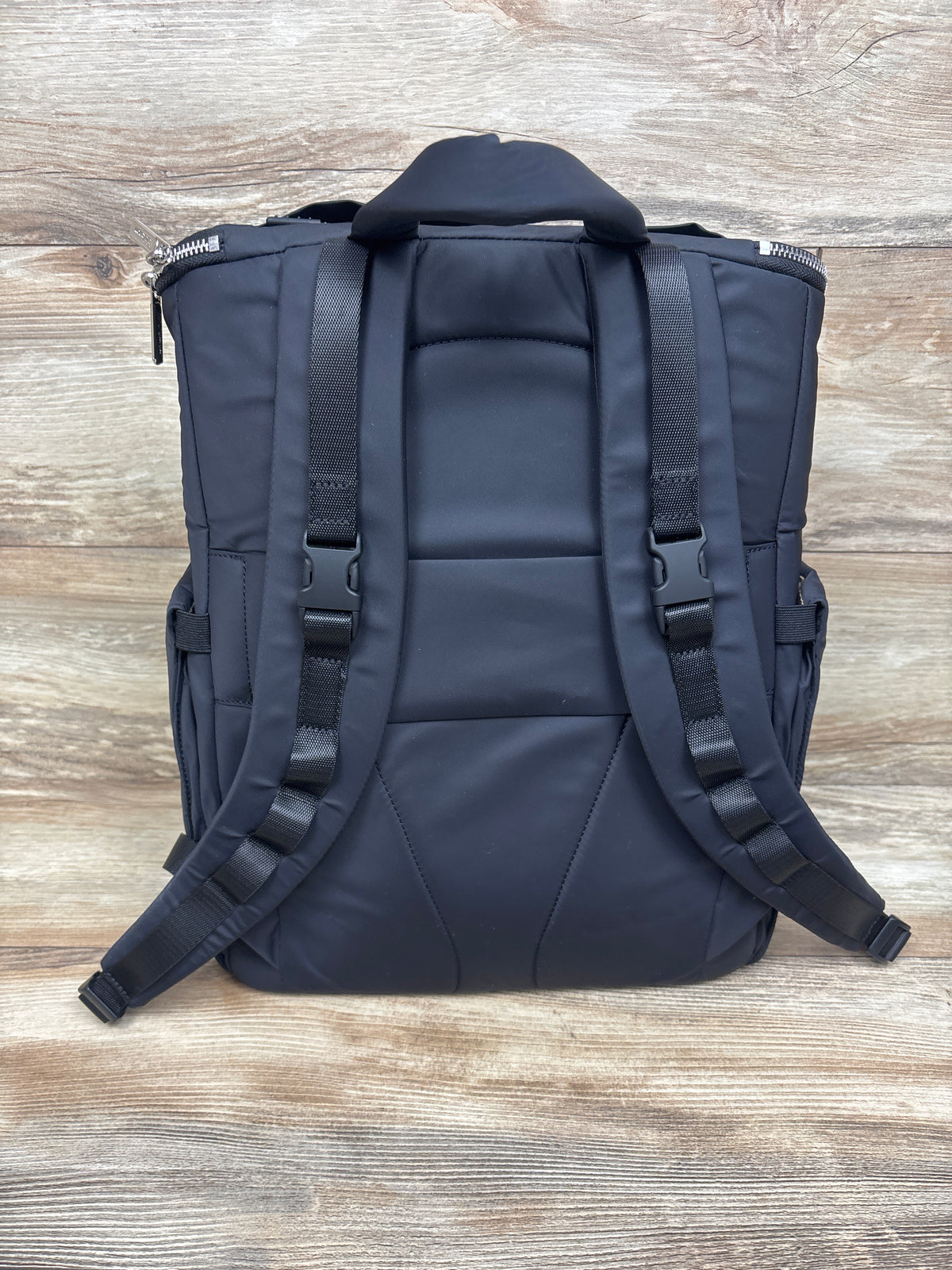 Lululemon New Parent Backpack 17L - Black