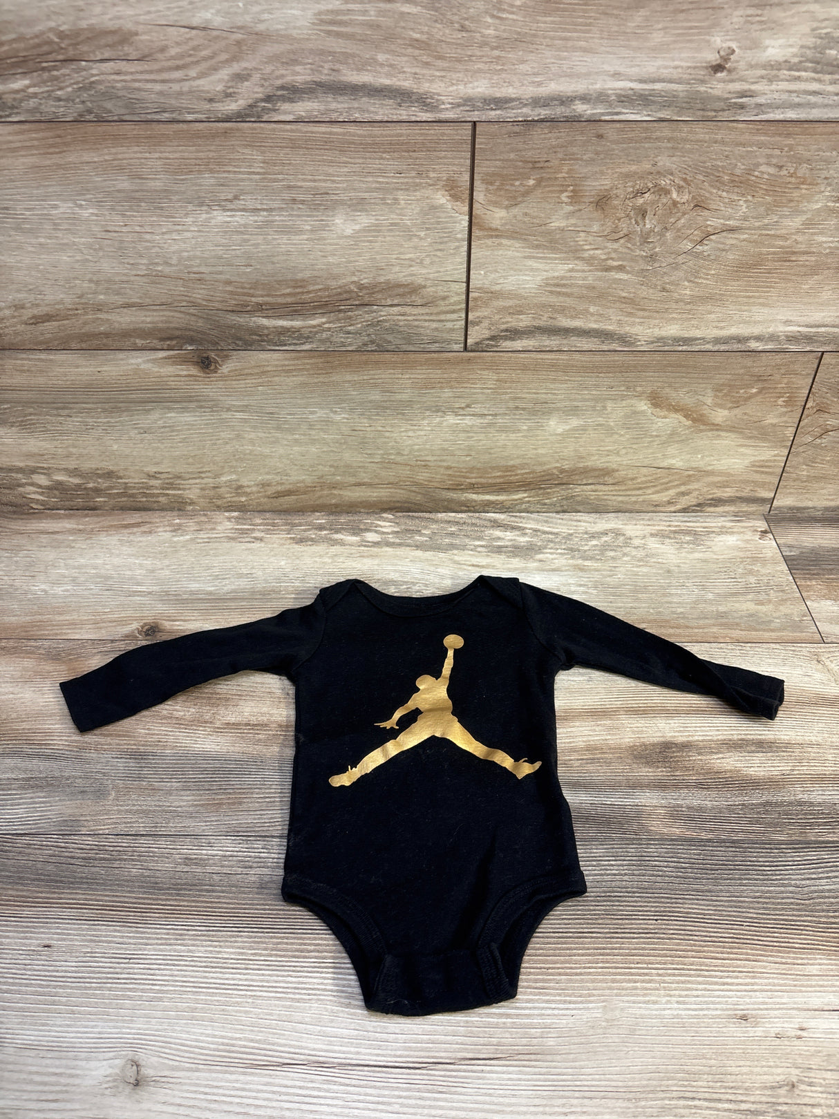 Jordan Long Sleeve Bodysuit Black sz 12m