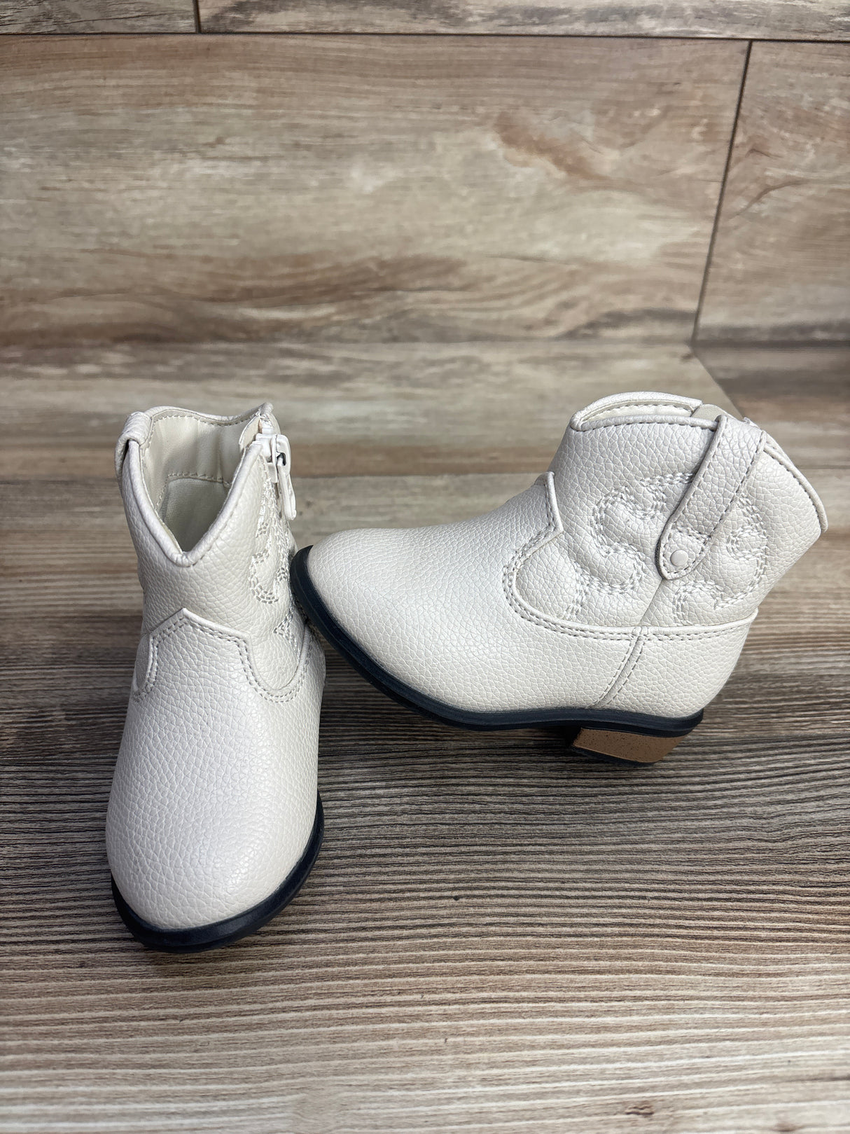Cat & Jack Cowboy Boots White sz 5c