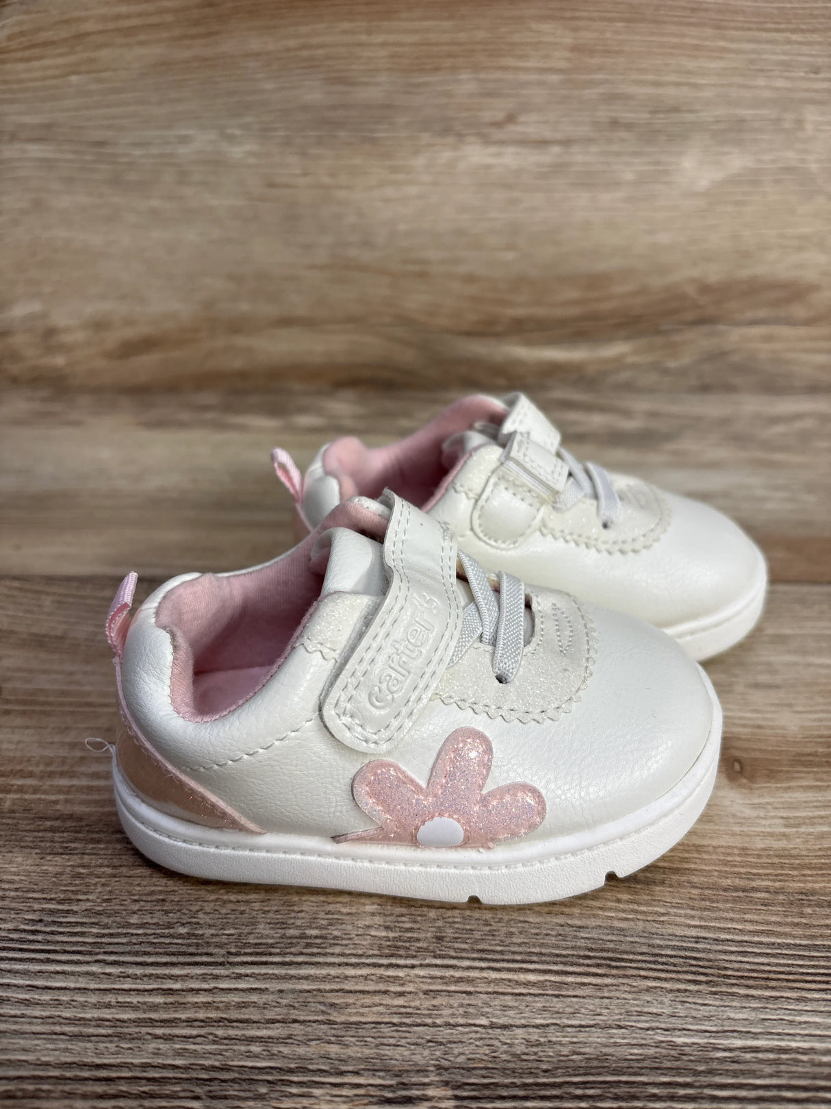 Carter's Every Step Daisy Sneakers White sz 4.5c