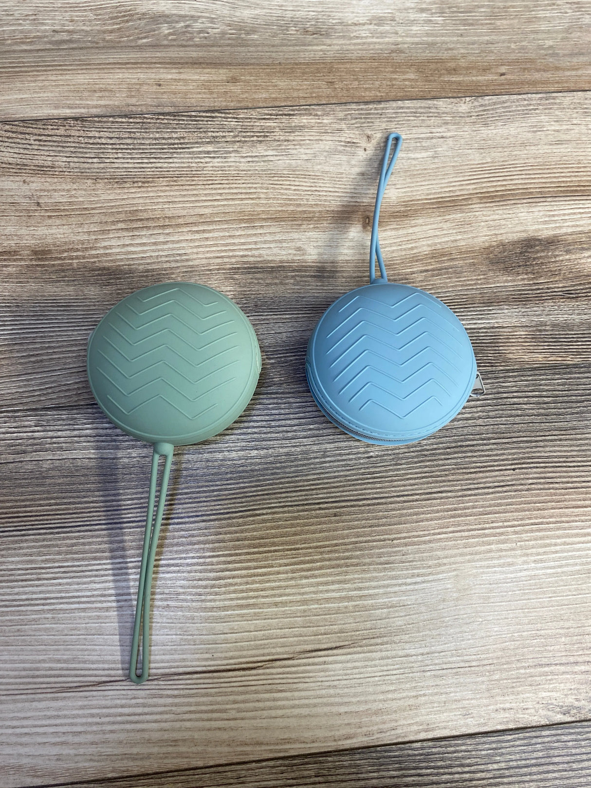 2 Pack Silicone Pacifier Holder Case - Me n Mommy To Be