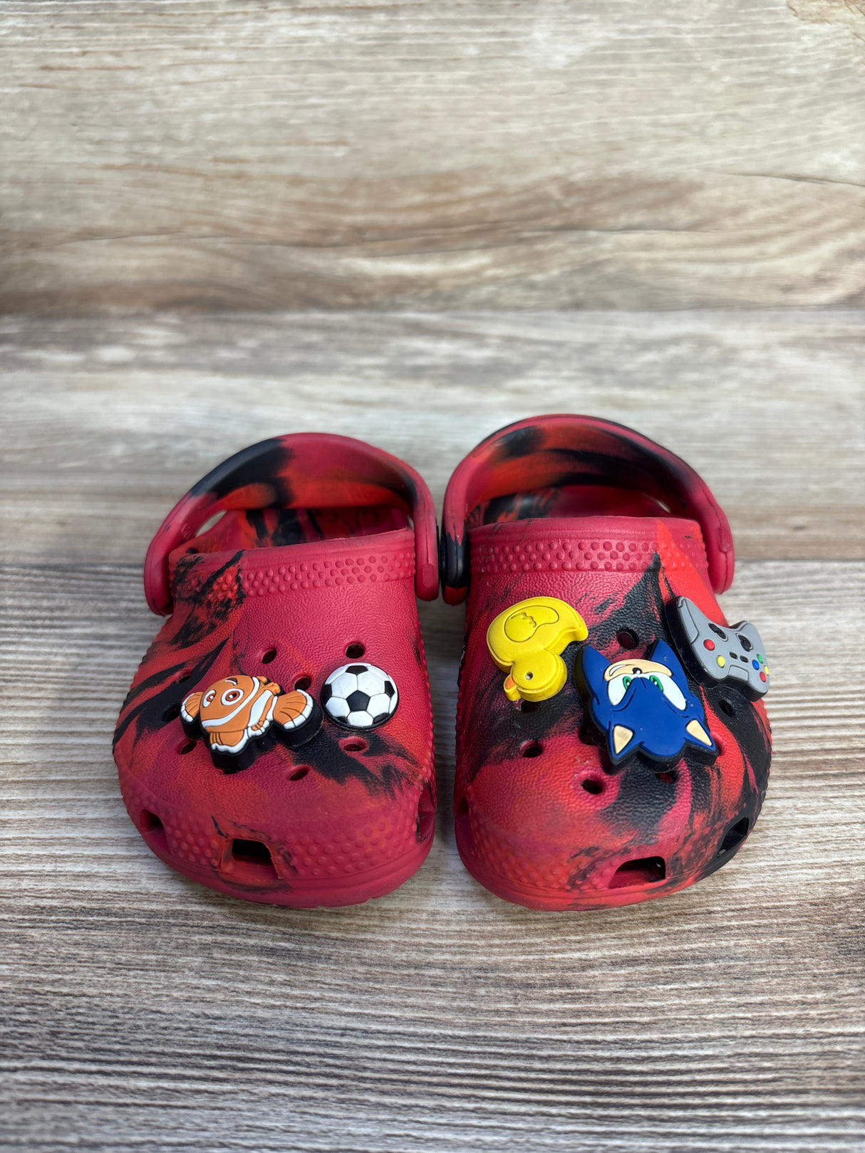 Crocs Classic Clogs with Jibbitz Red sz 4c