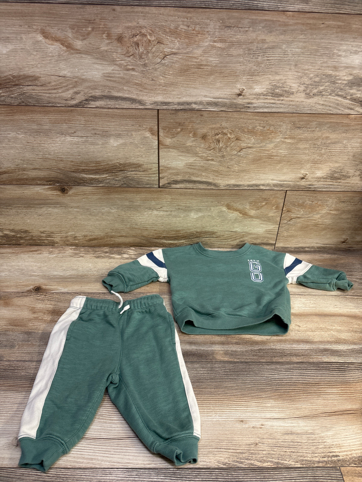 Carter's 2pc Sweatshirt & Joggers Set Green sz 9m