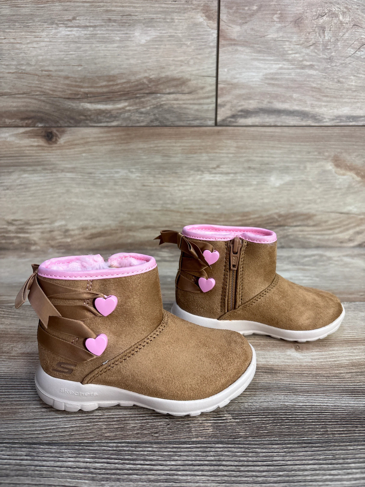 Skechers Go Walk Joy Lovely Laces Winter Boots, Chestnut sz 7c