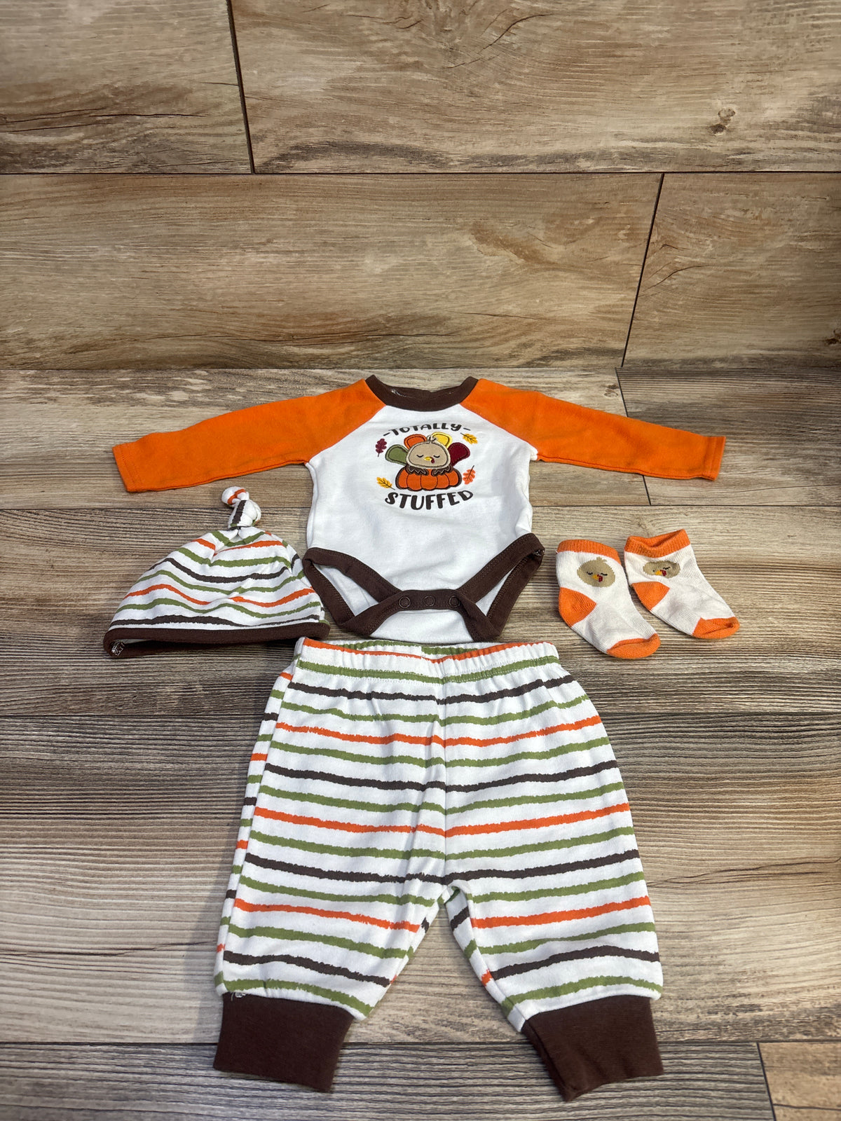 Baby Essentials 4pc Totally Stuffed Thanksgiving Set White sz 3m