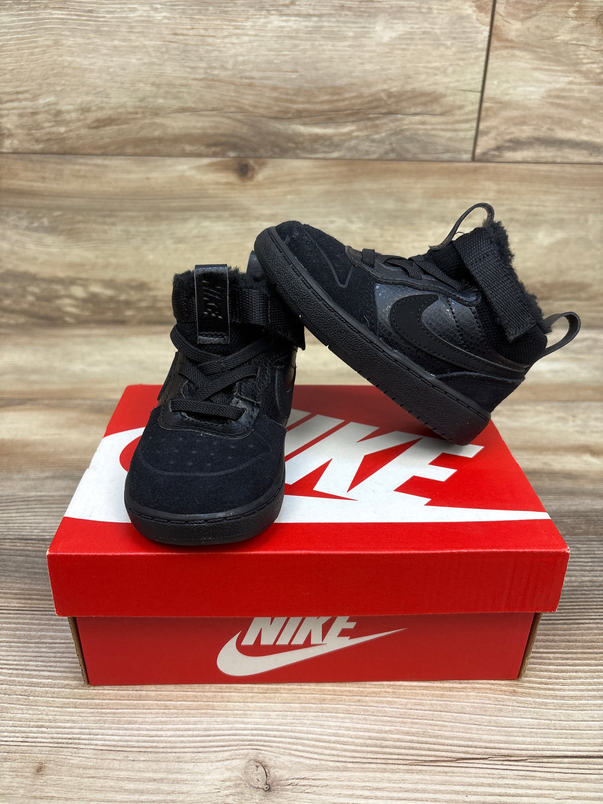 Nike Court Borough Mid 2 'Black' Boots sz 6c