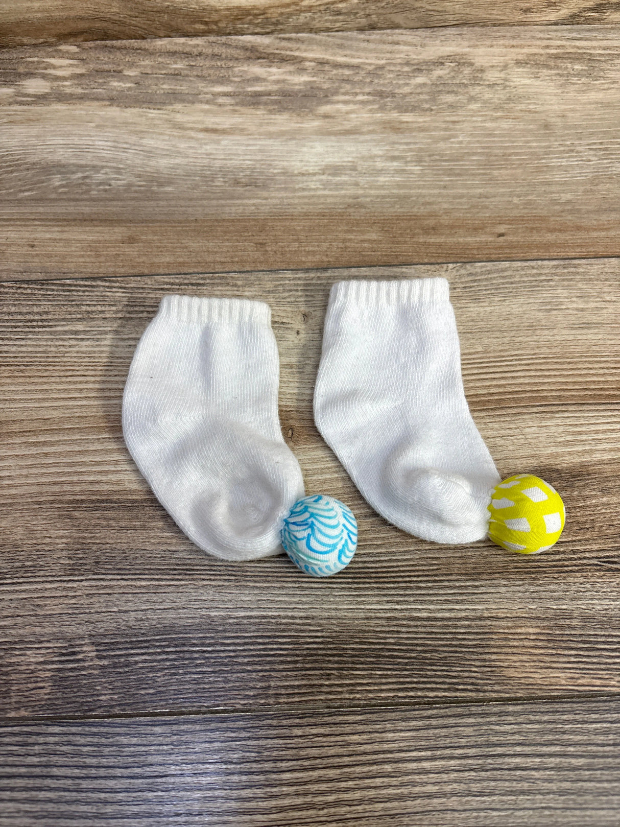 Lovevery Play Socks