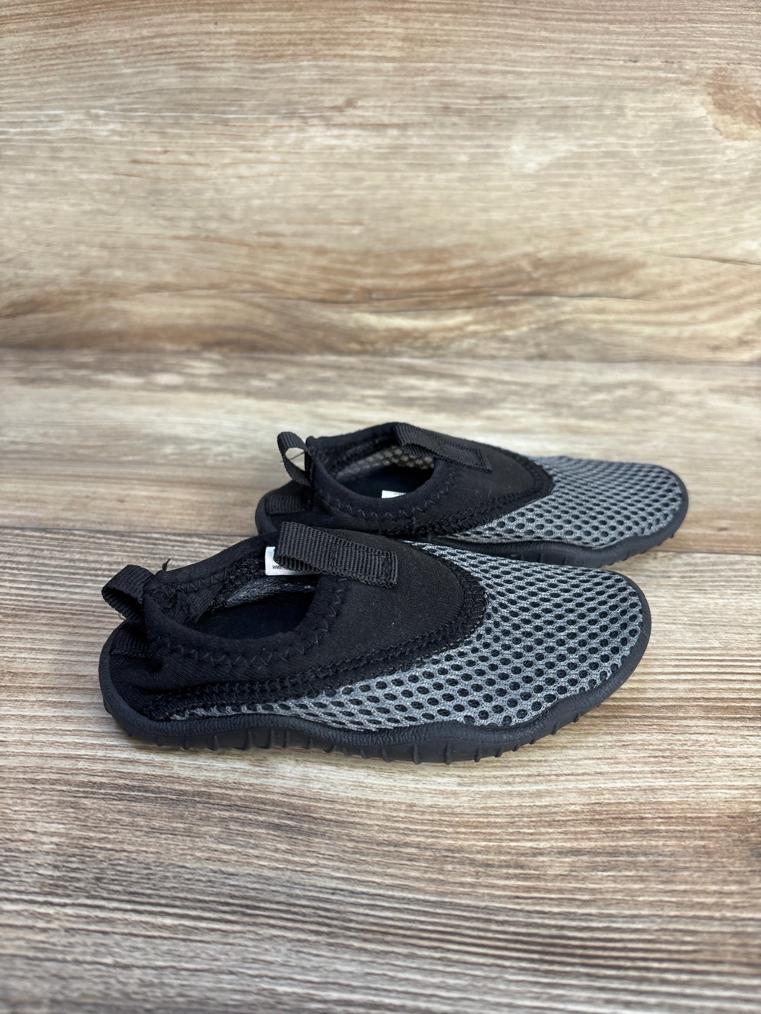 Wonder Nation Aqua Sock Water Shoe Grey sz 5/6c