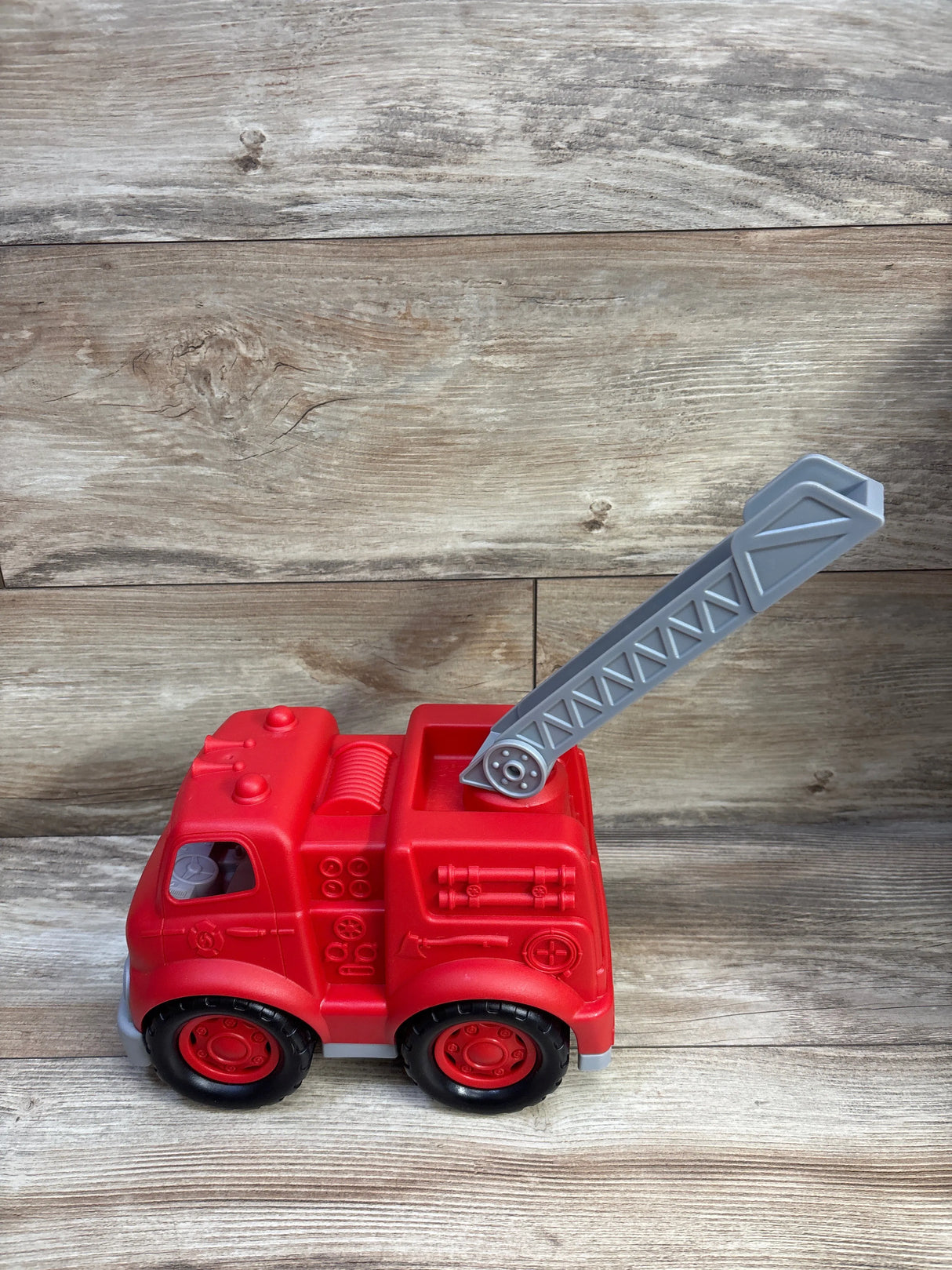 Member's Mark Firetruck Vehicle Red