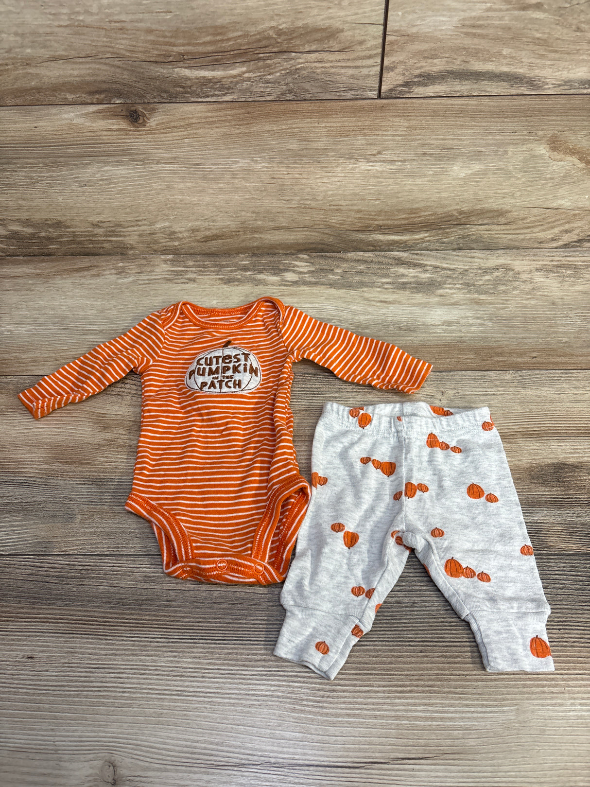 Just One You 2pc Striped Pumpkin Bodysuit Set sz Newborn