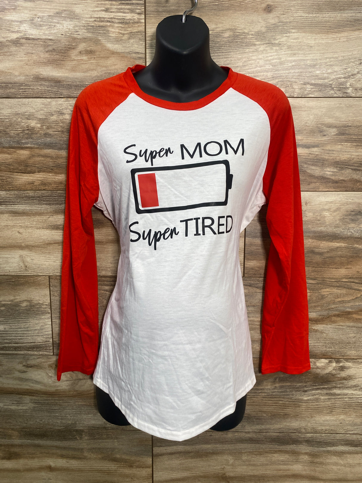 Super Mom Super Tired Raglan Shirt Red sz Medium