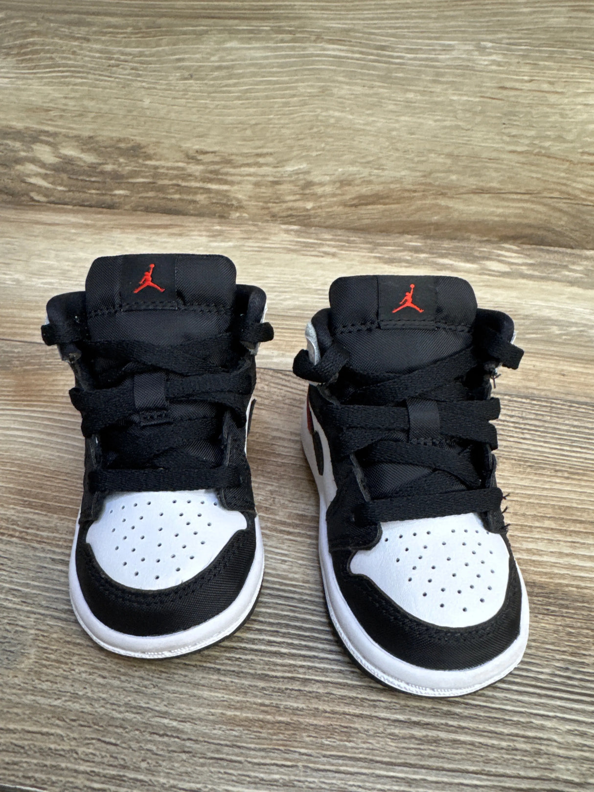 Air Jordan 1 Mid SE TD 'Red Black Toe' Sneakers sz 4c