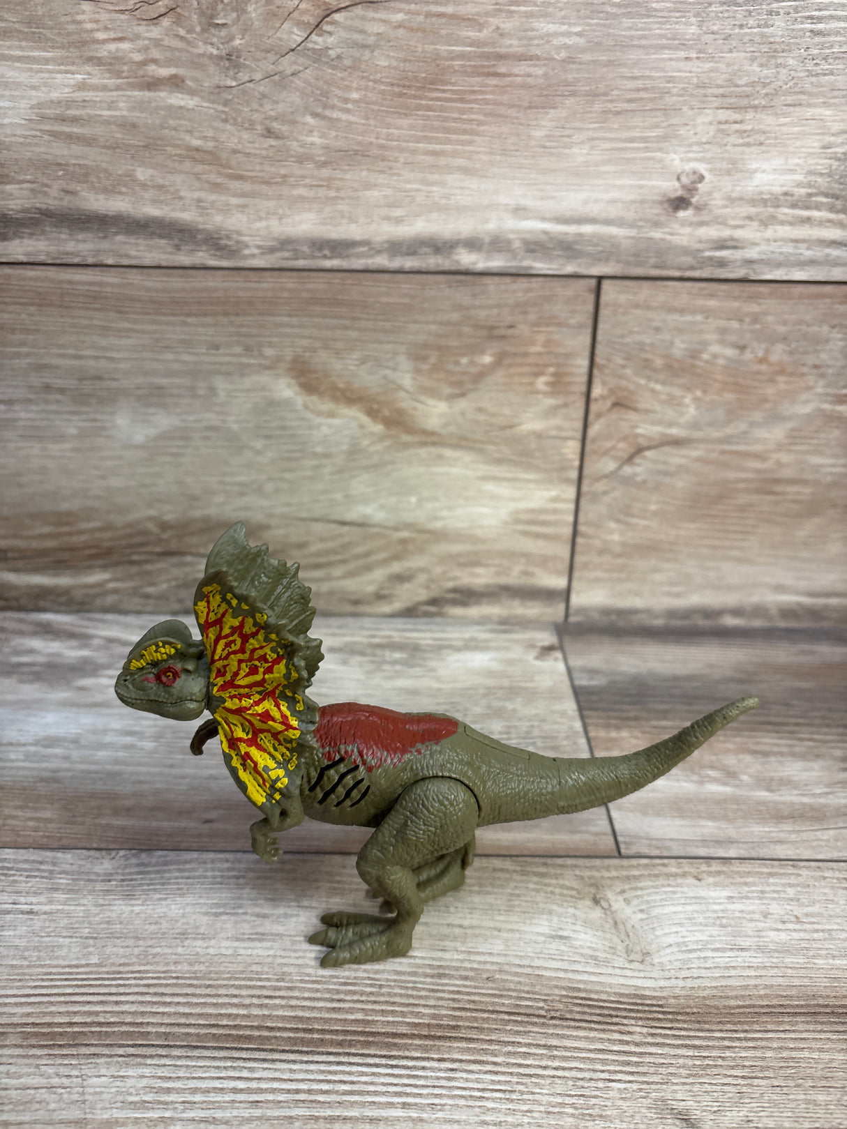 Jurassic World Park Epic Attack Dilophosaurus