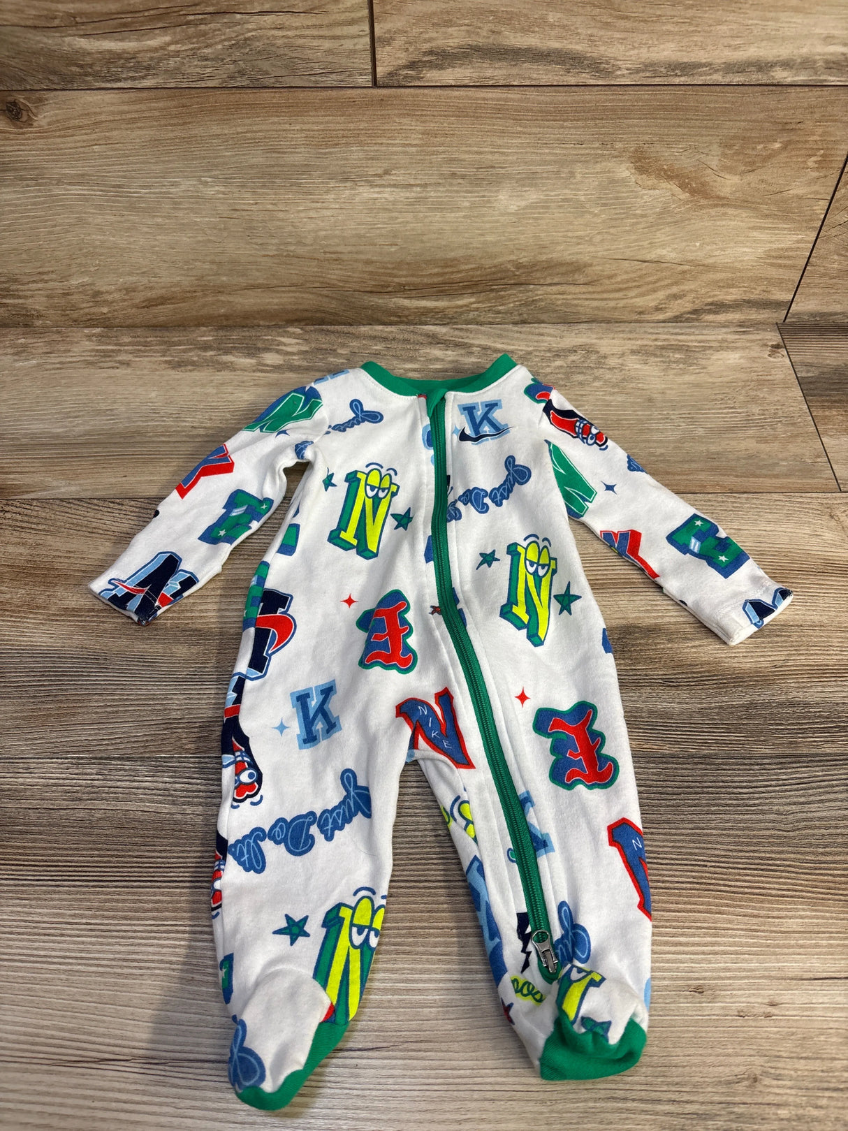 Nike Letter Print Sleeper White sz 3m - Me n Mommy To Be
