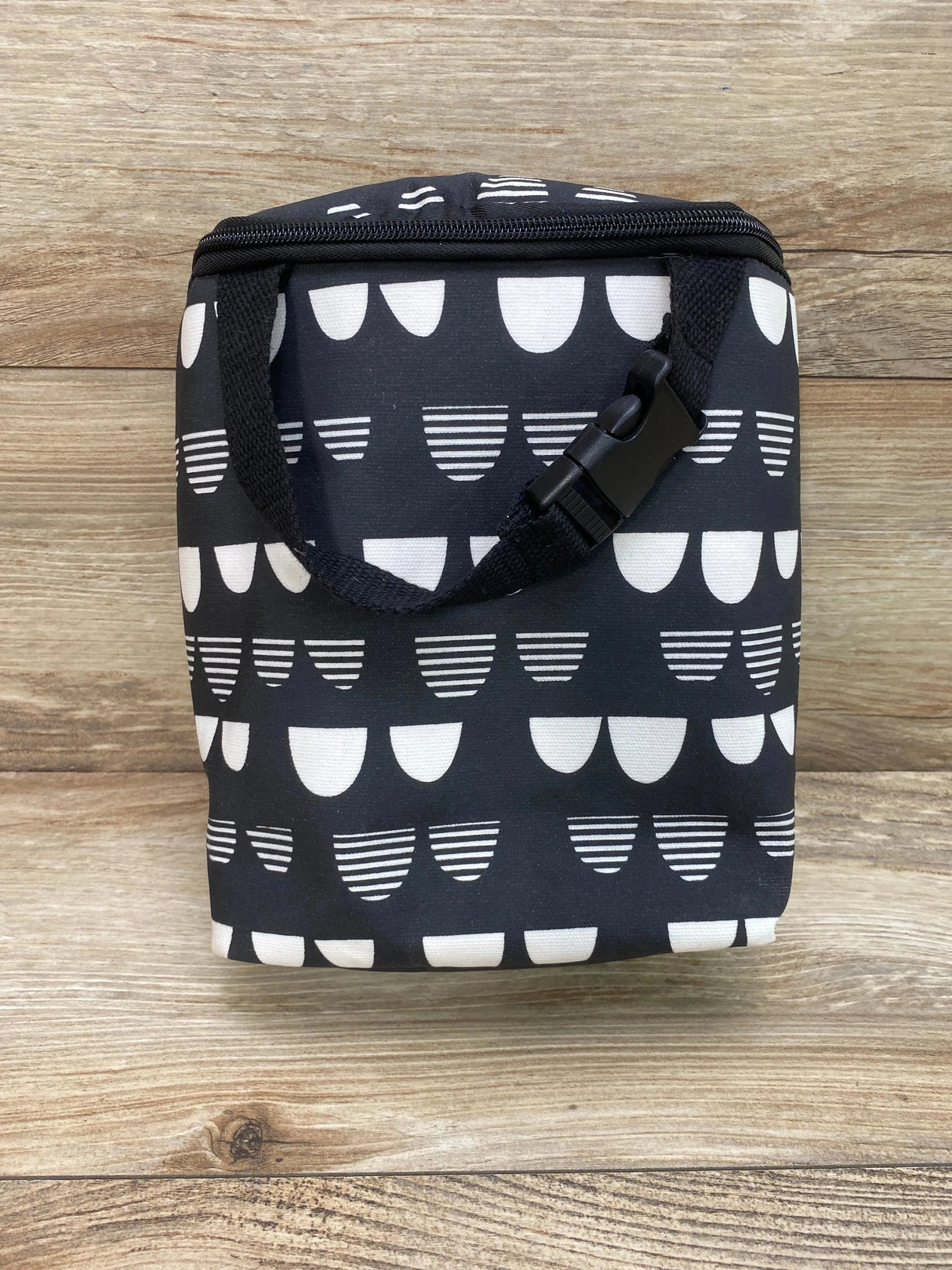 NEW Cloud Island Insulated Bottle Bag