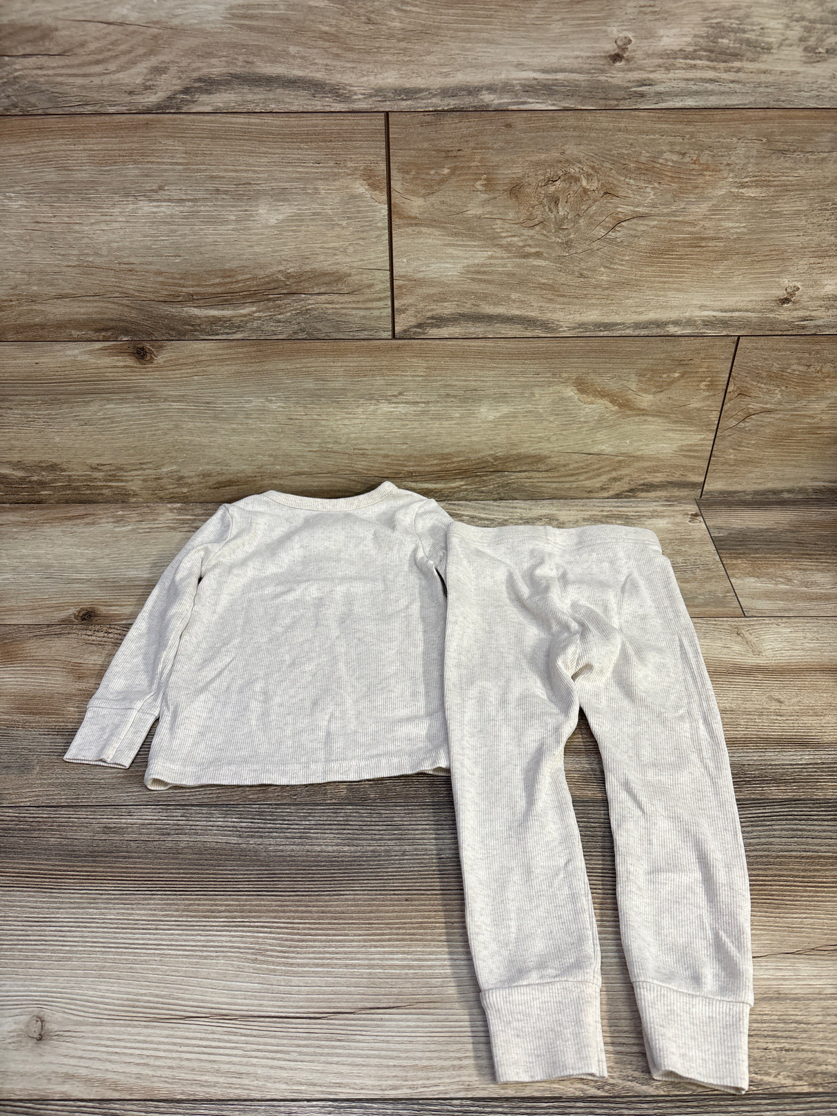 Old Navy 2pc Ribbed Pajama Set Ivory sz 2T