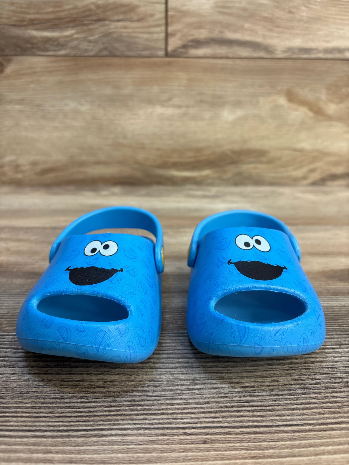 GroundUp Cookie Monster Sandals Blue sz 4c