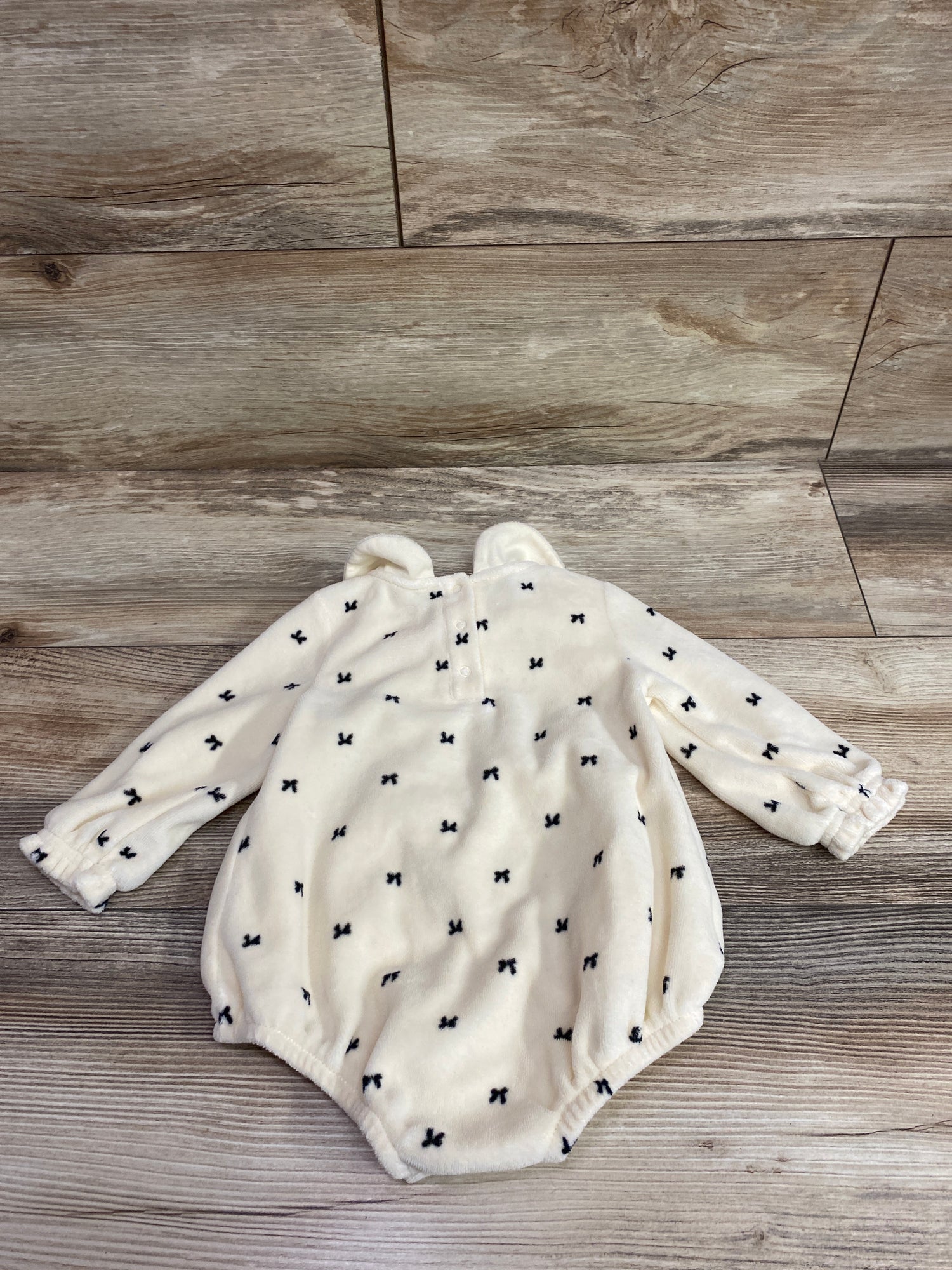 Cat & Jack Long Sleeve Velvet Bubble Romper Cream sz 6-9m