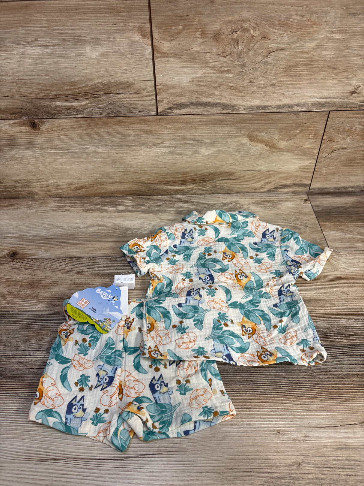 NEW Bluey 2pc Button Up Gauze Shirt & Shorts Set Cream sz 3-6m