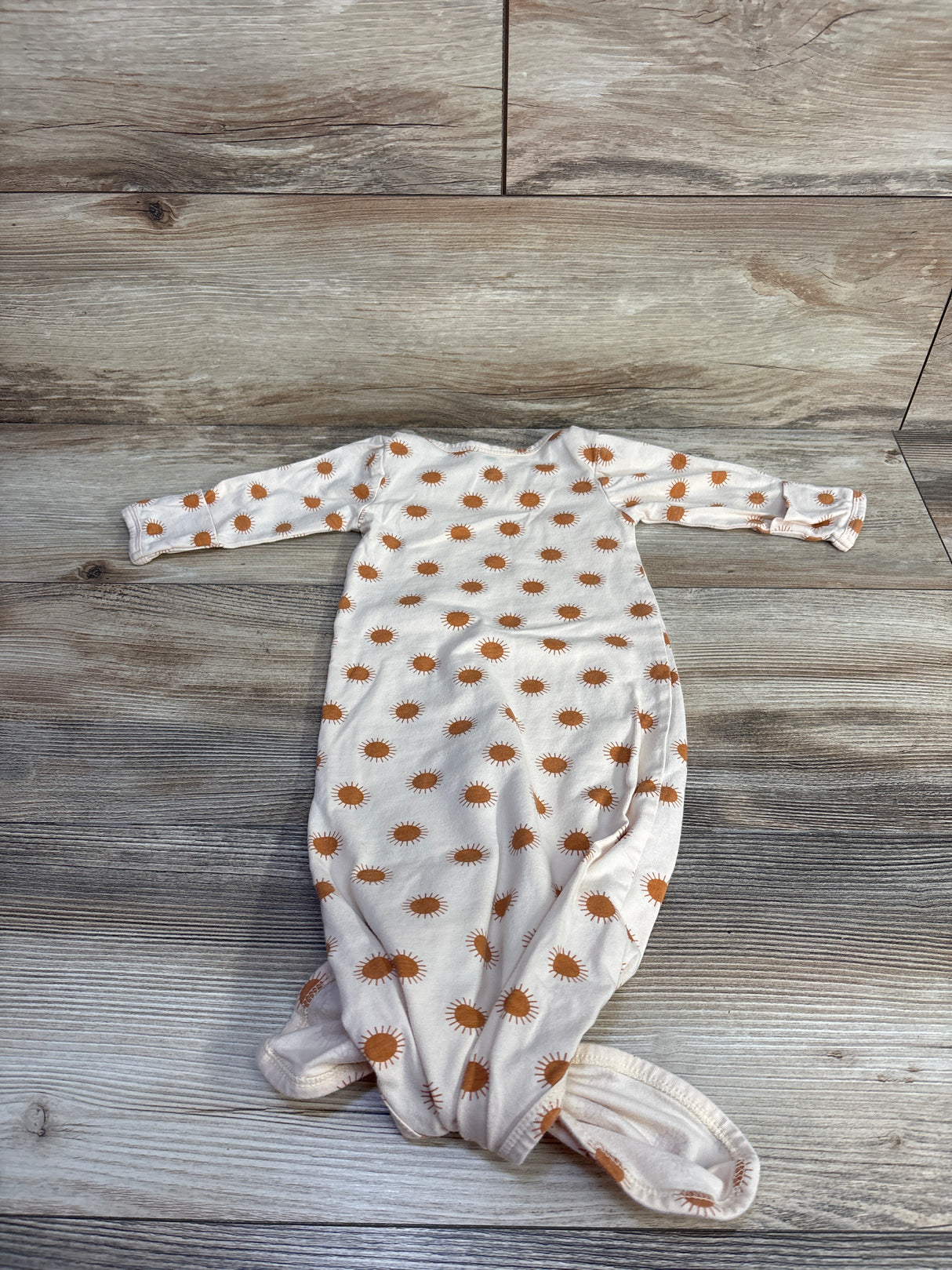 Wildwood Landing Sun Print Knotted Gown Cream sz 0-6m