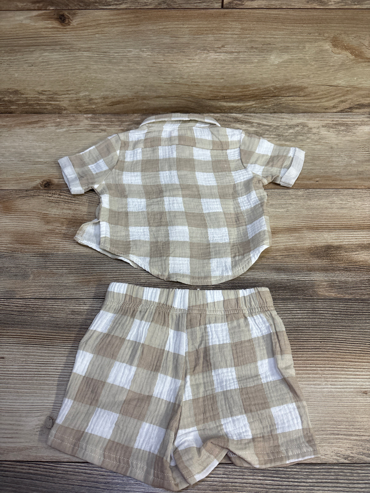 Disney Winnie The Pooh 2pc Gauze Button-Up Shirt & Shorts Set Beige sz 0/3m