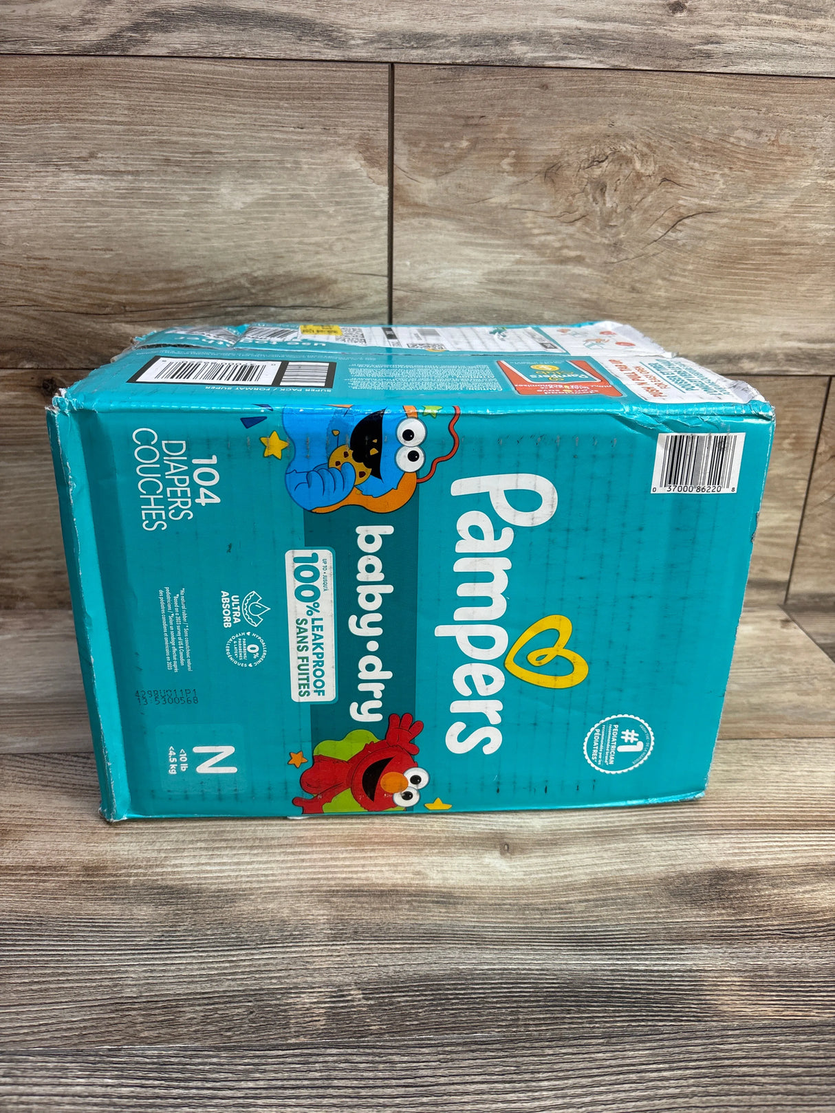 NEW Box of Pampers Baby Dry Diapers, 104ct Size Newborn - Me n Mommy To Be