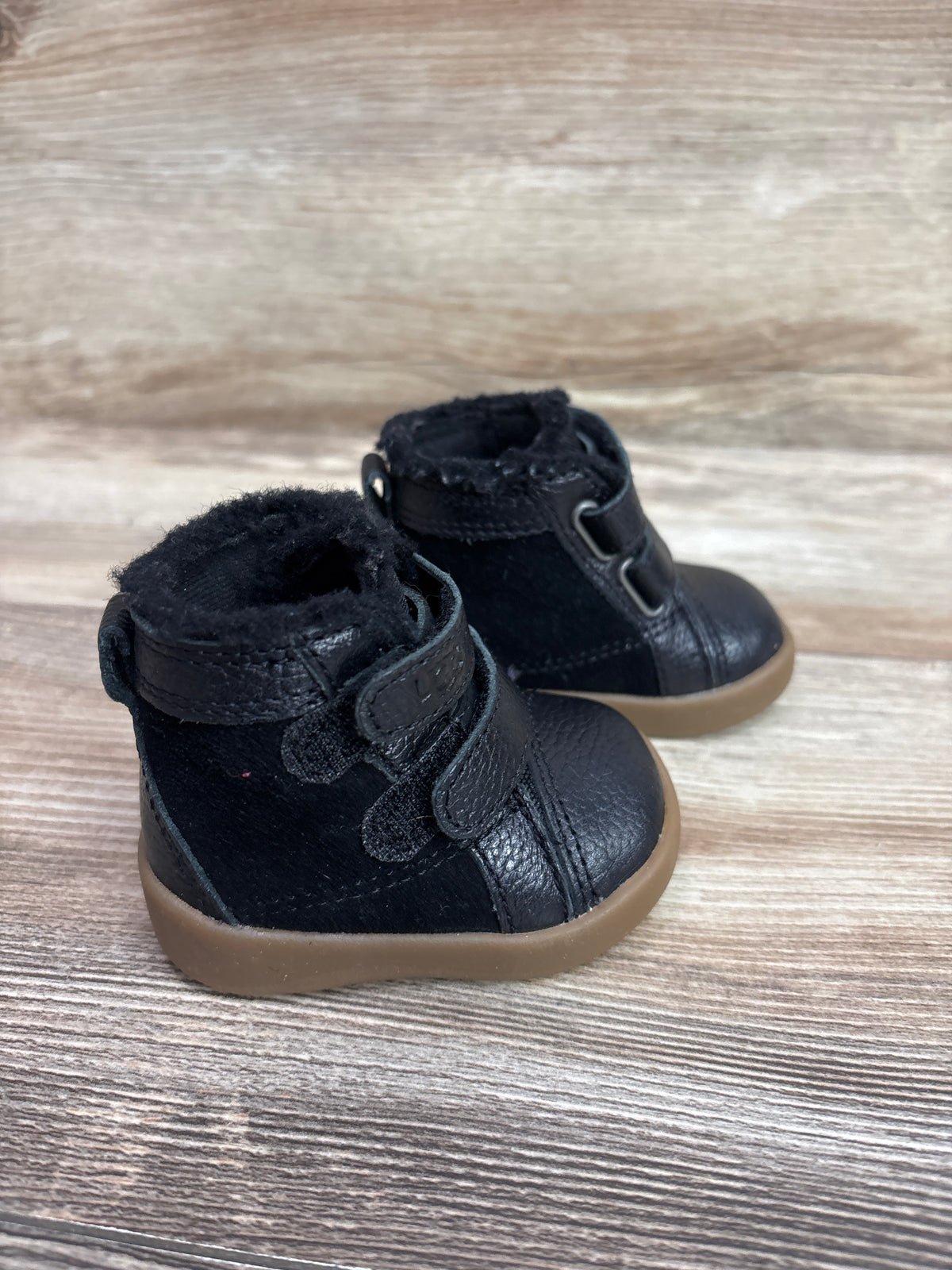 Ugg Rennon II Boots Black sz 0/1c