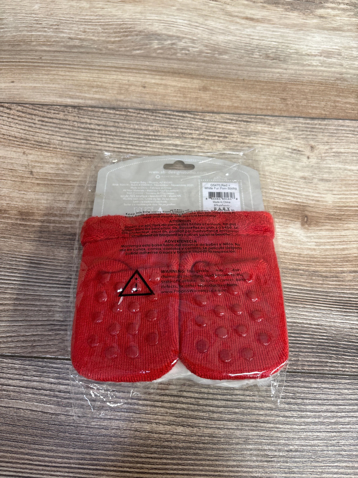 NEW Stephan Baby Christmas Socks w/ Faux Fur Pom Poms Red sz 3-12m