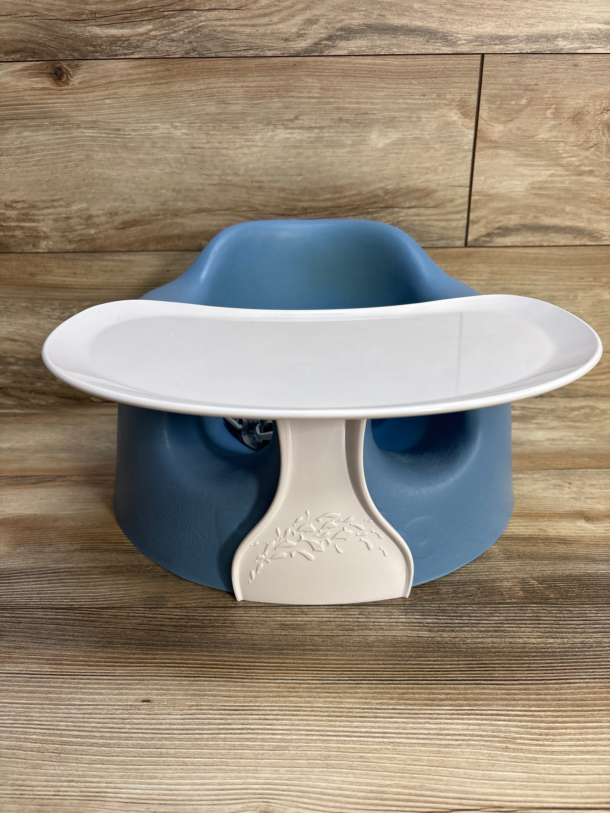 Bumbo Floor Seat & Tray in Blue