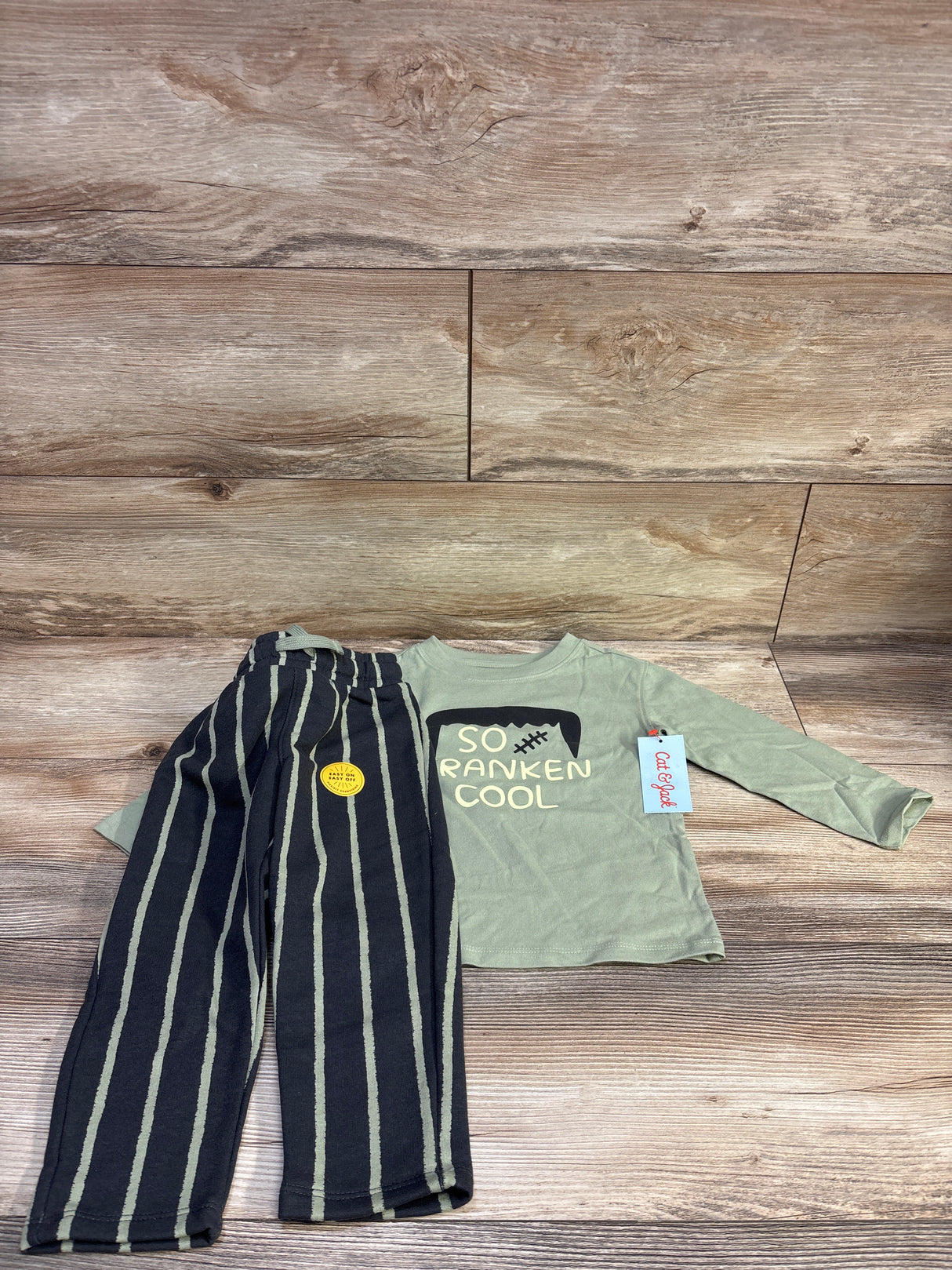 NEW Cat & Jack So Franken Cool 2pc Set Green sz 2T