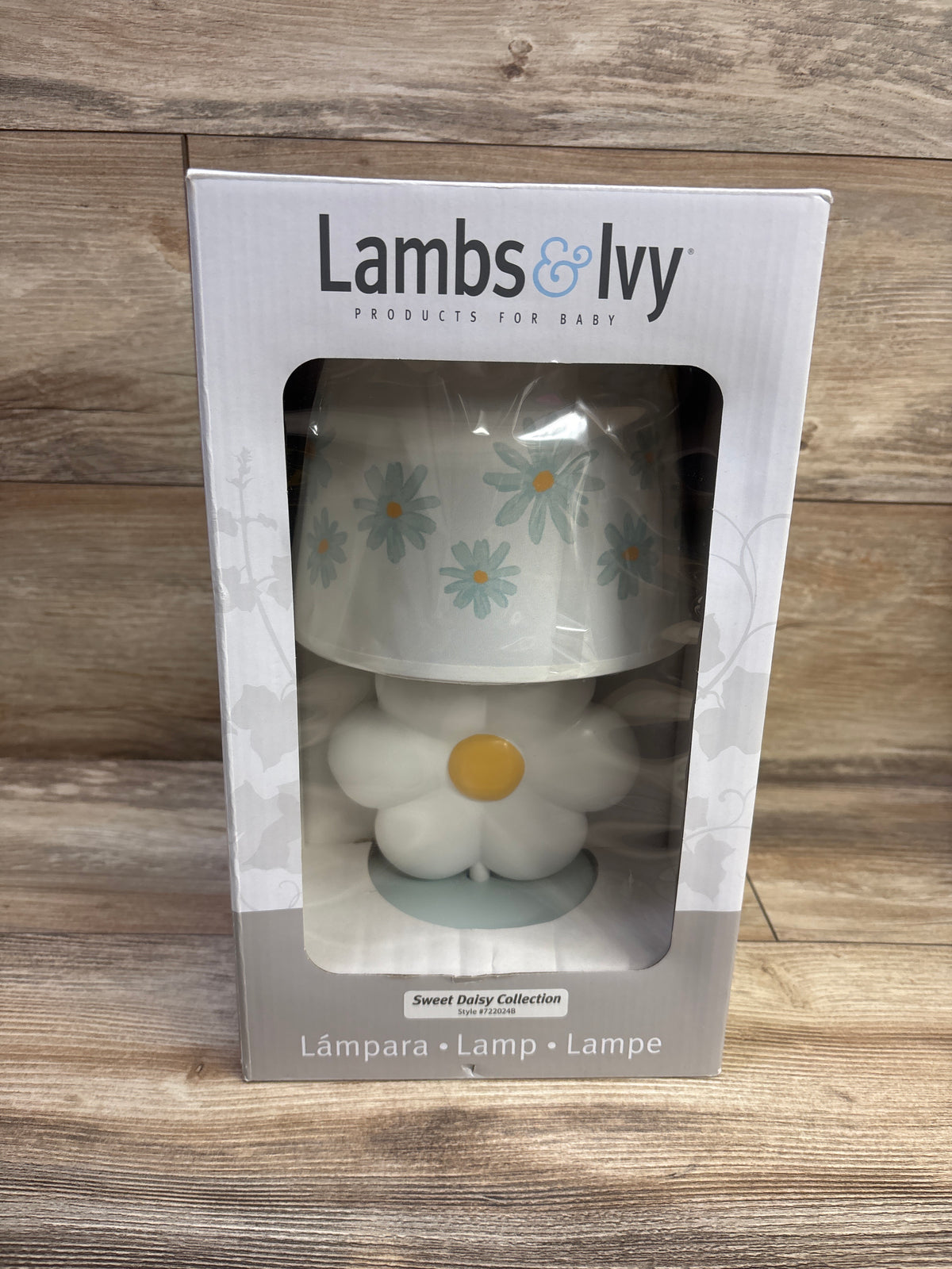 NEW Lambs & Ivy Sweet Daisy Nursery Lamp with Shade & Bulb