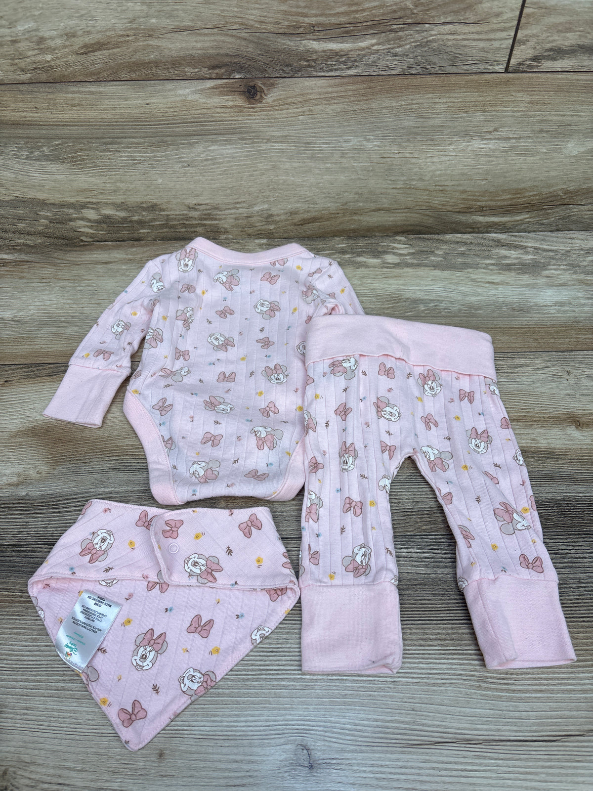 Disney Baby 3pc Minnie Mouse Kimono Bodysuit, Pants, & Bib Set Pink sz 0-3m