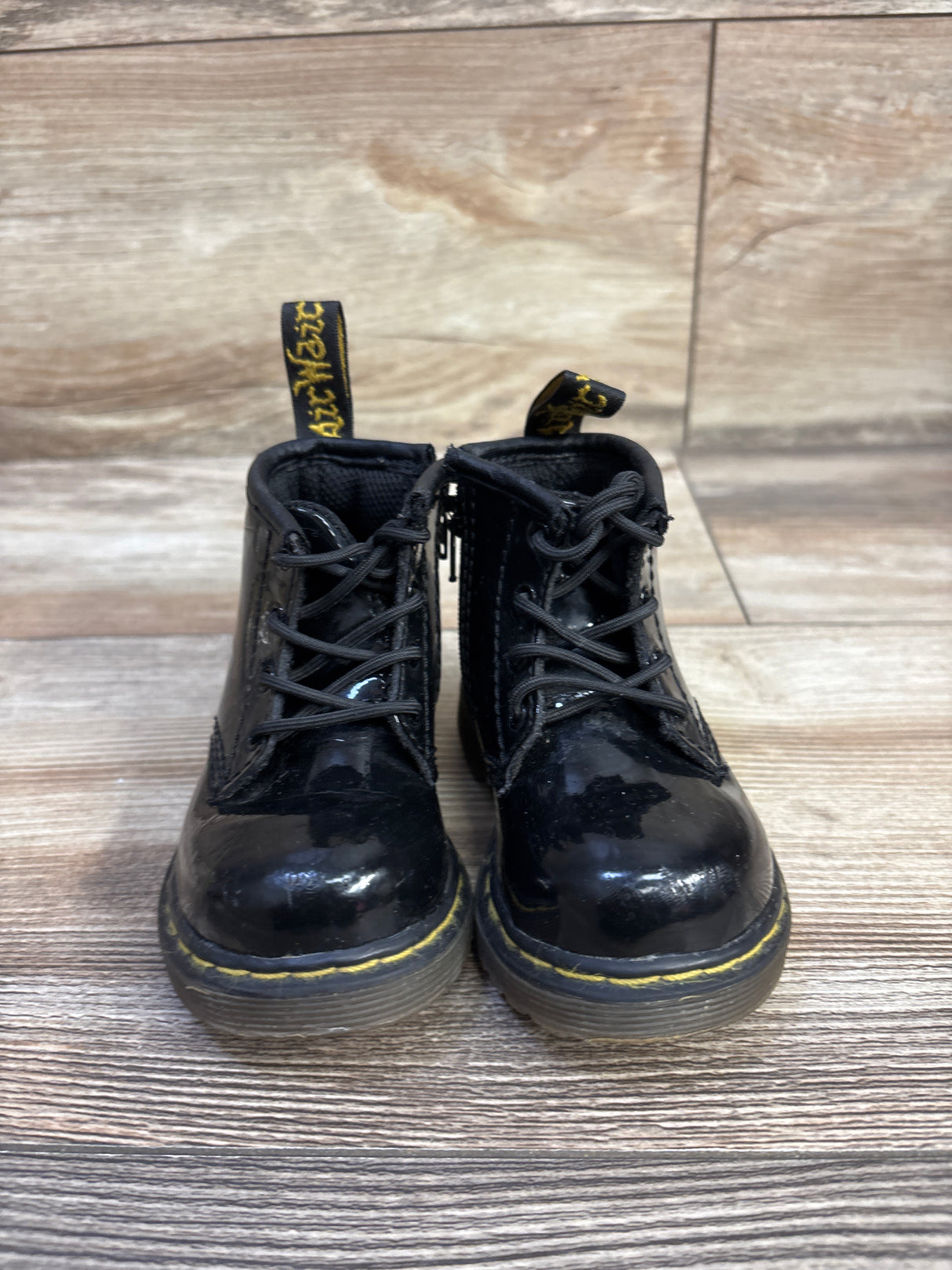 Dr. Martens Patent Leather Lace Up Boots Black sz 4c