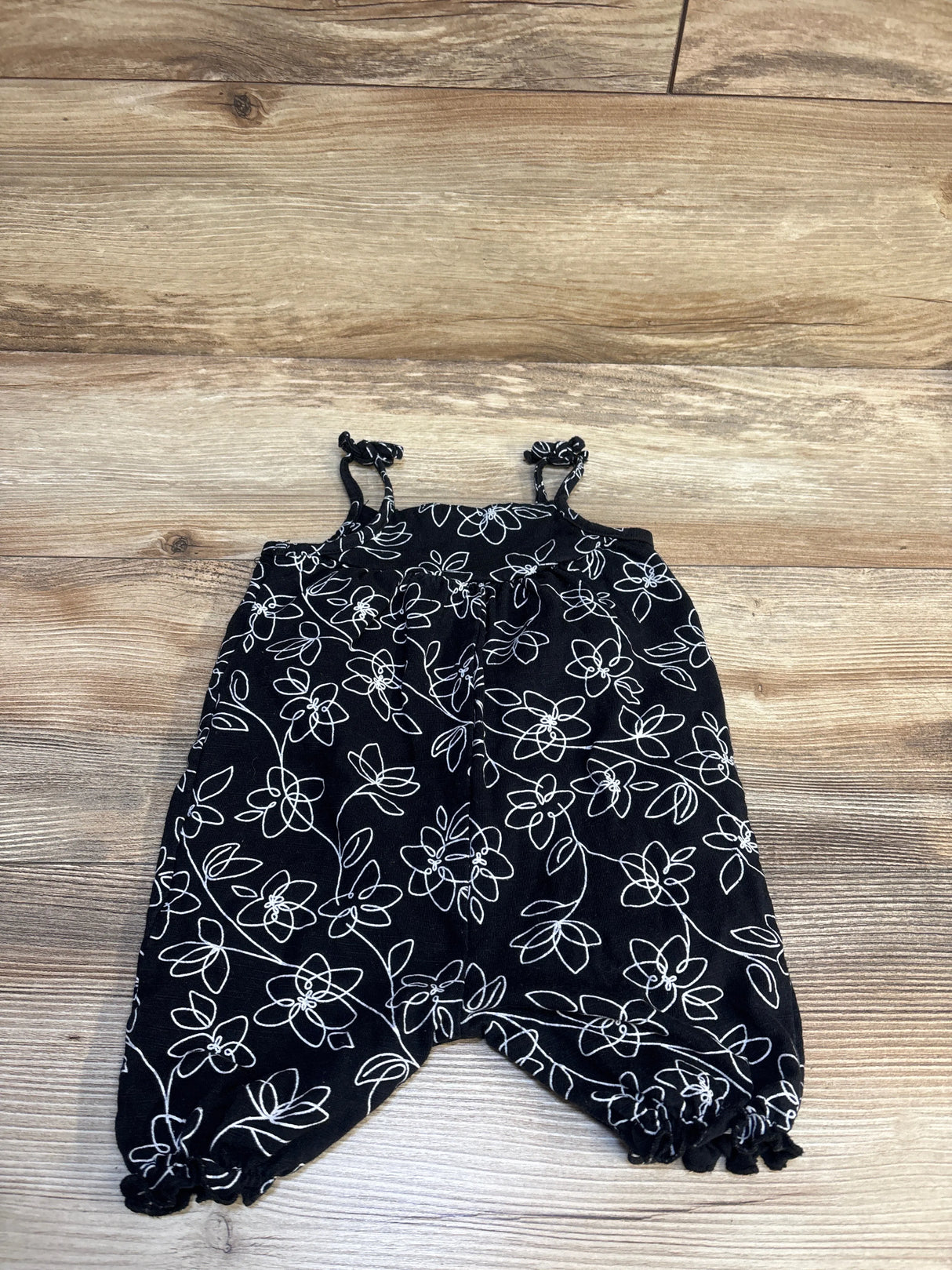 Calvin Klein Floral Romper Black sz 3-6m