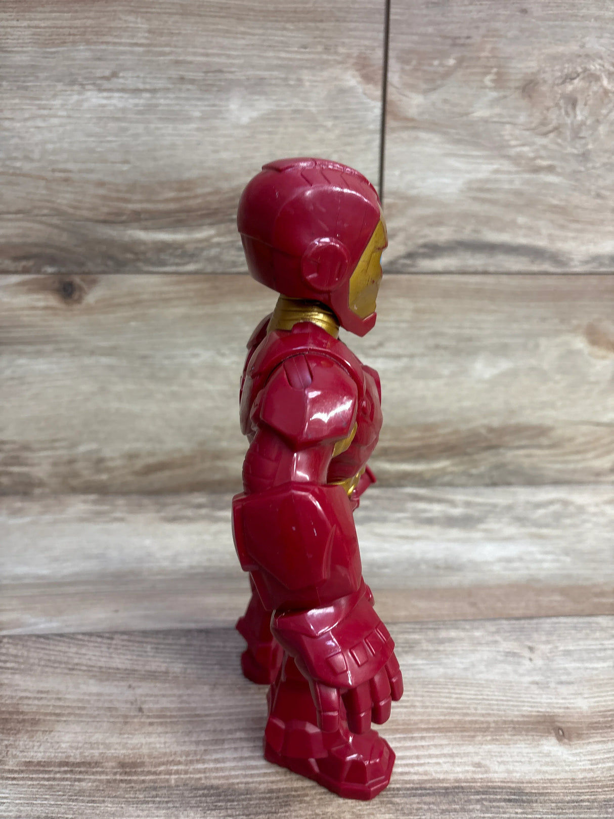 Playskool Heroes Mega Mighties Iron Man 10-Inch Action Figure