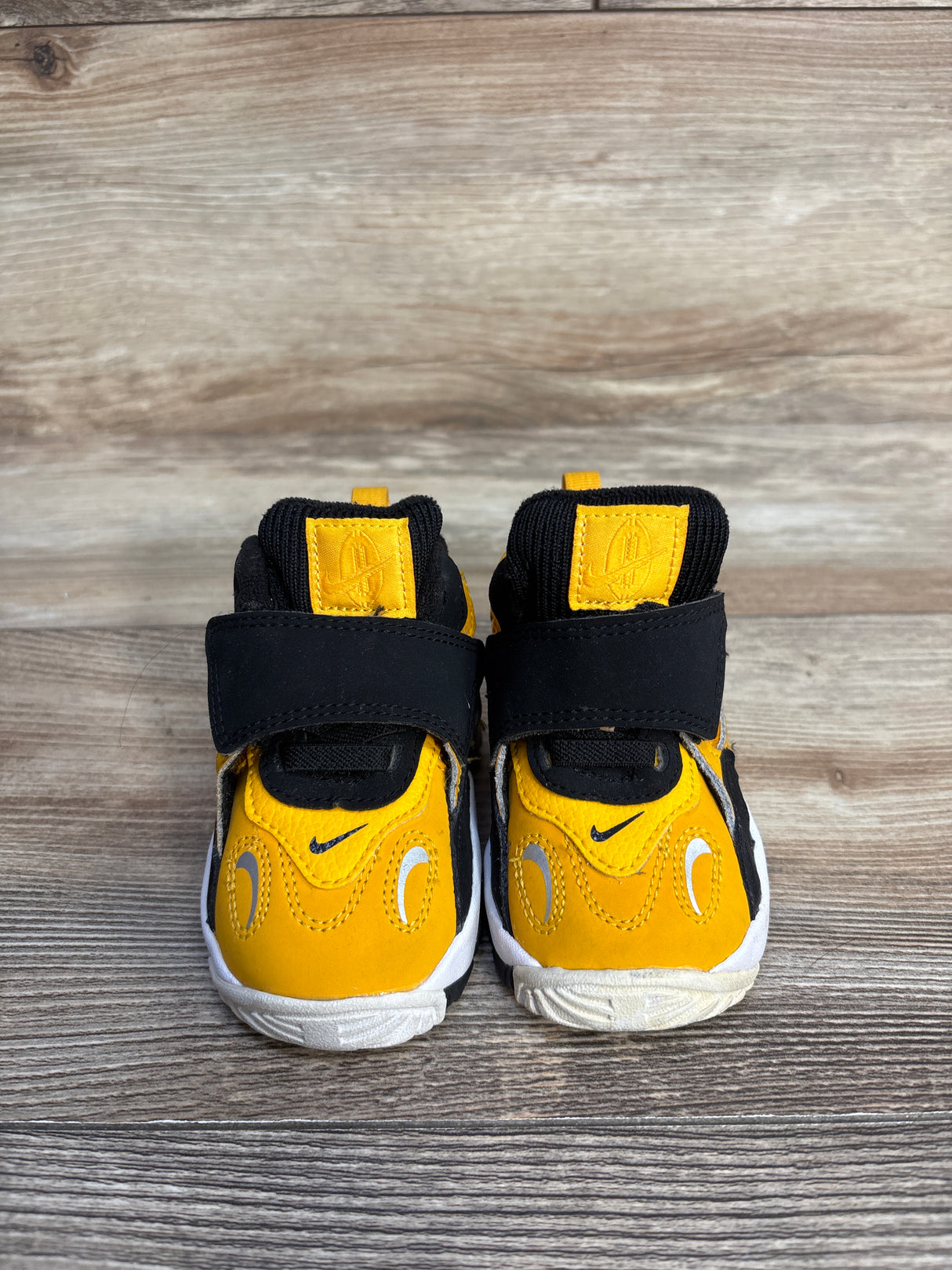 Nike TD Speed Turf 'University Gold' Sneakers, Yellow sz 4c