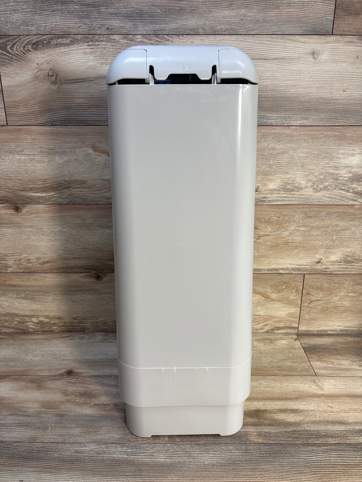 Diaper Genie Signature Pail, White